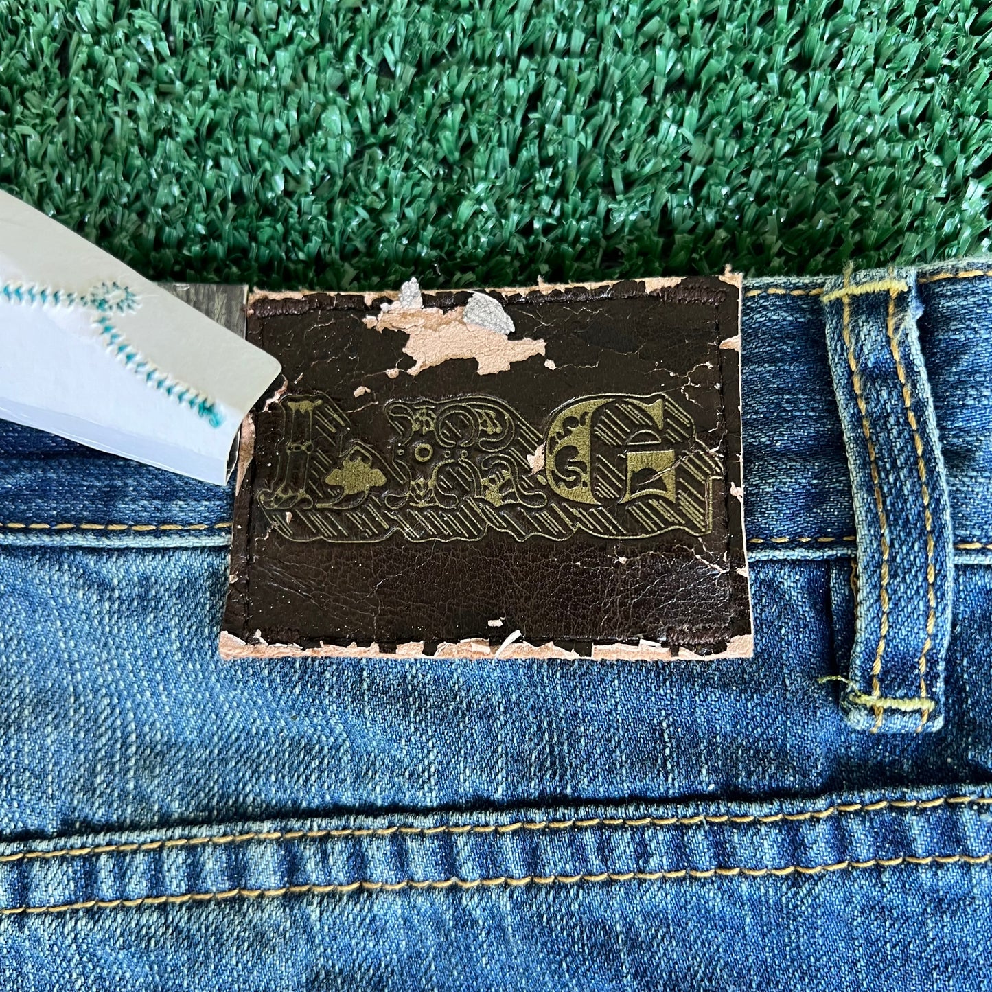 NWT Y2K LRG Baggy Flap Pocket Blue Jeans - 39x33.25" 19" Openings