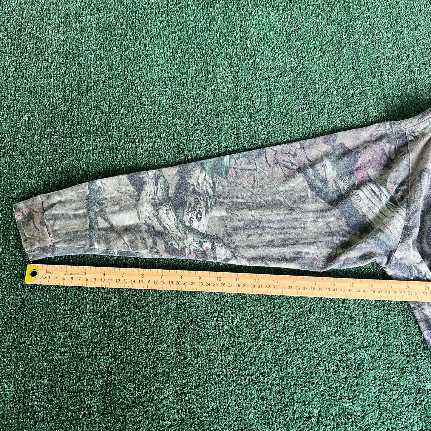 Y2K Redhead Mossy Oak Camouflage Boxy Pocket Long Sleeve T-Shirt - XL