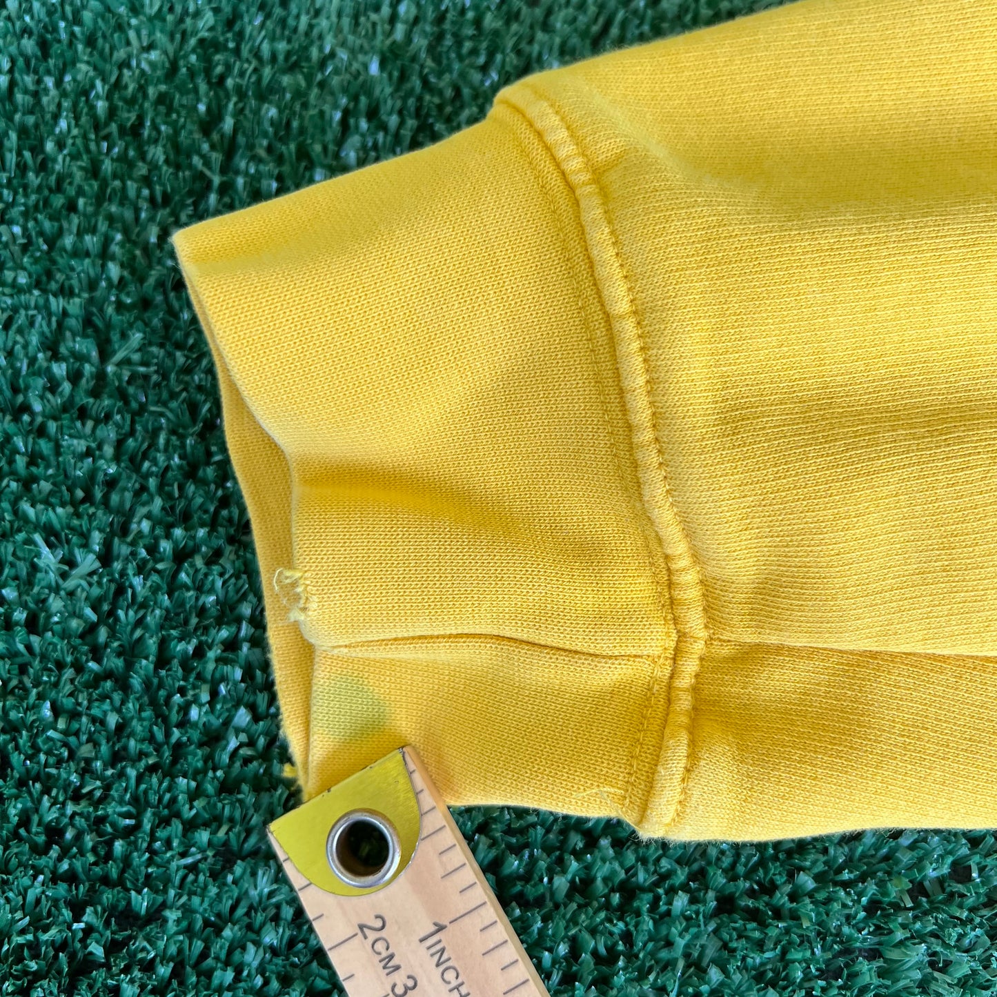Y2K Nike Yellow Mini Swoosh Distressed Sweatshirt - XL