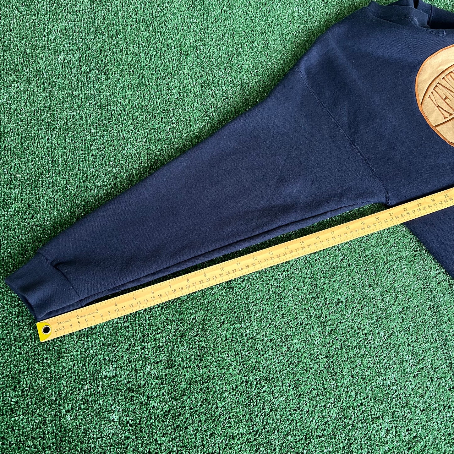 90s Kentucky Wildcats UK Basketball Navy Blue Crewneck Sweatshirt - Medium