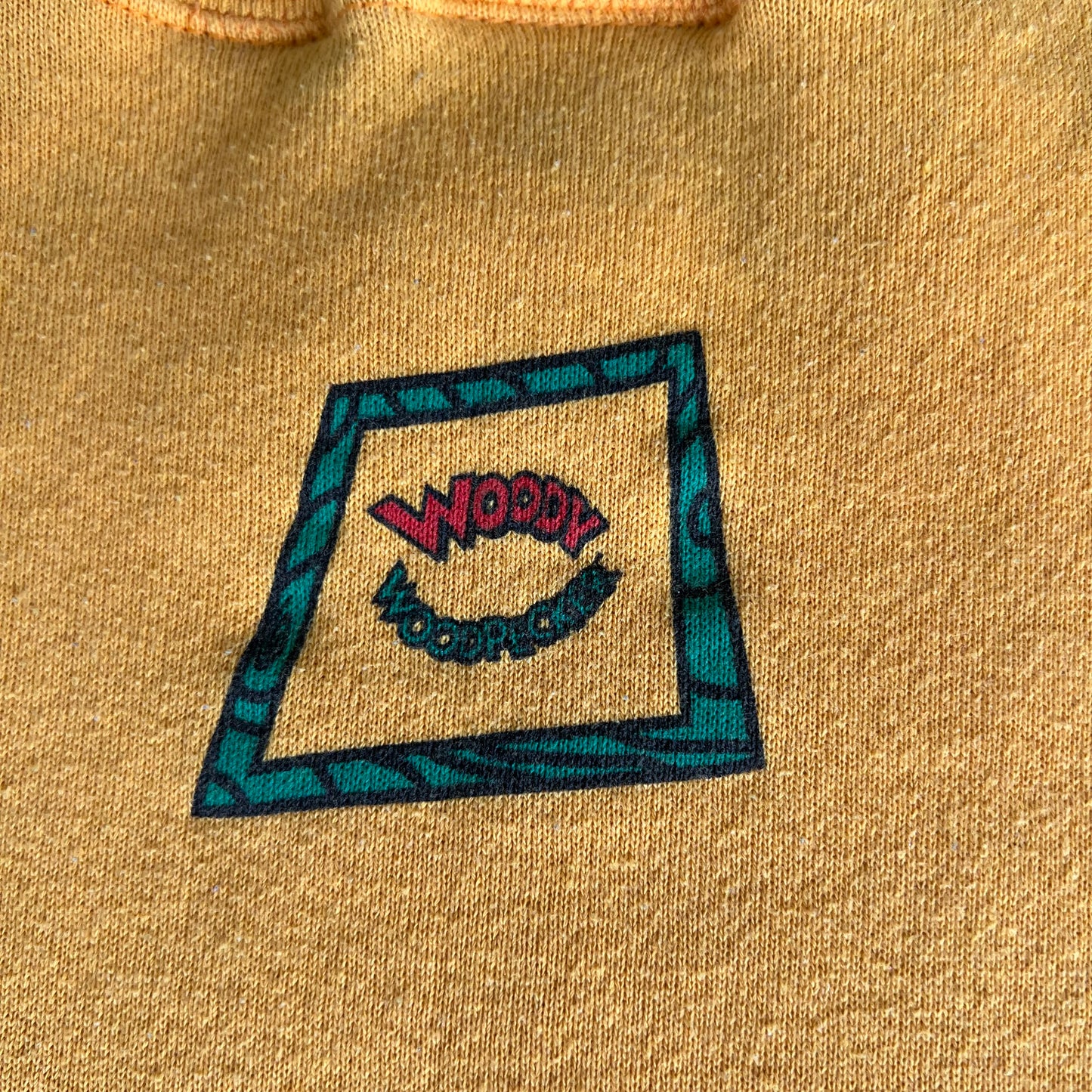 90s Universal Studios Woody Woodpecker Cartoon Face Yellow Sweatshirt - Large