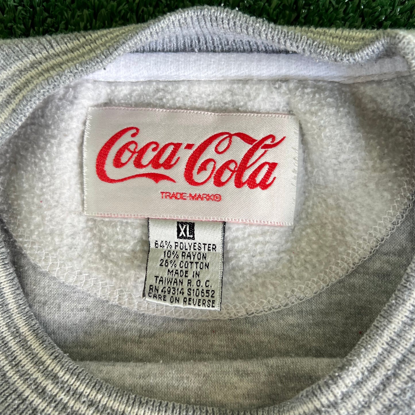 90s Coca-Cola Atlanta Bottle Logo Gray Sweatshirt - XL