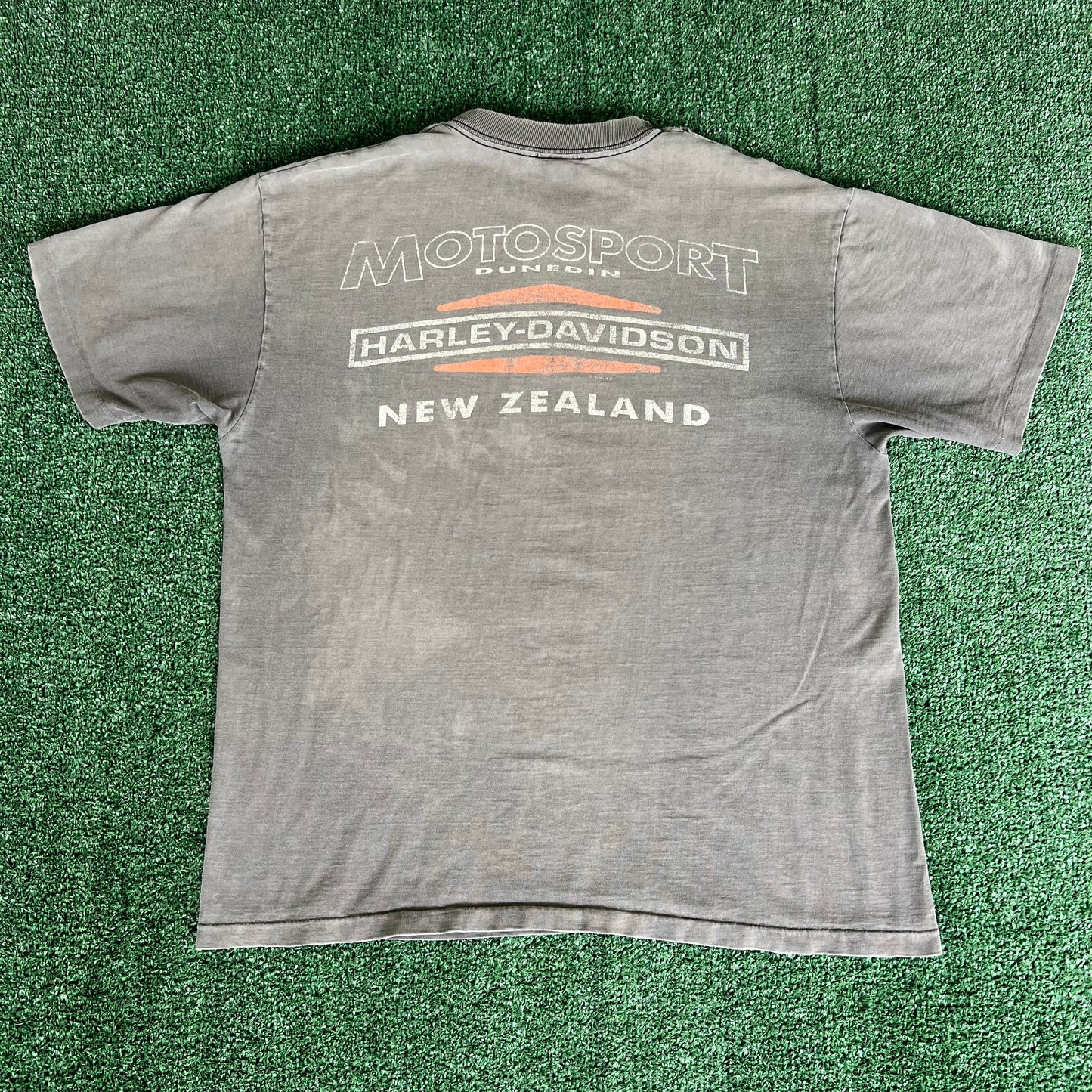 90s Harley-Davidson Motorcycles New Zealand Faded Black Smokey Gray T-Shirt - Large