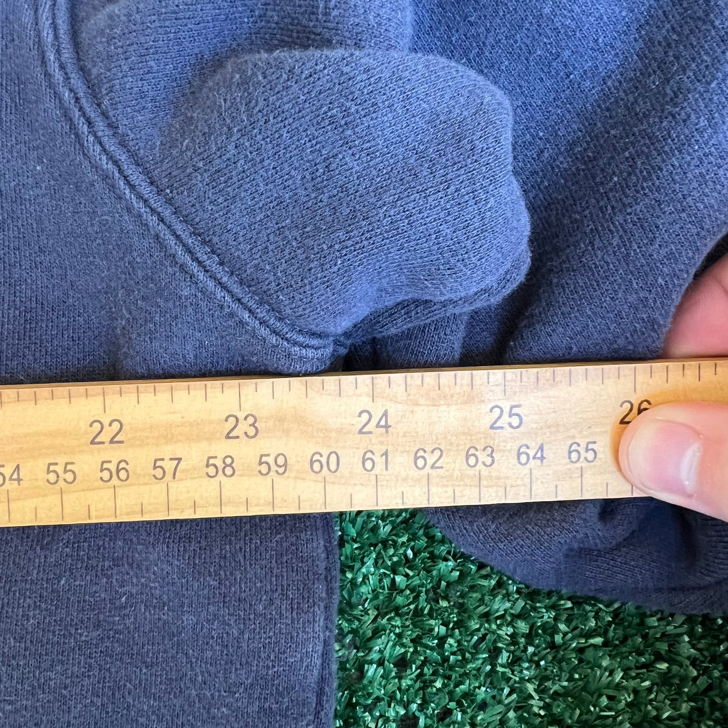 Vintage Y2K Men's Old Navy Faded Navy Blue Spellout Logo Arc Boxy Hoodie Medium