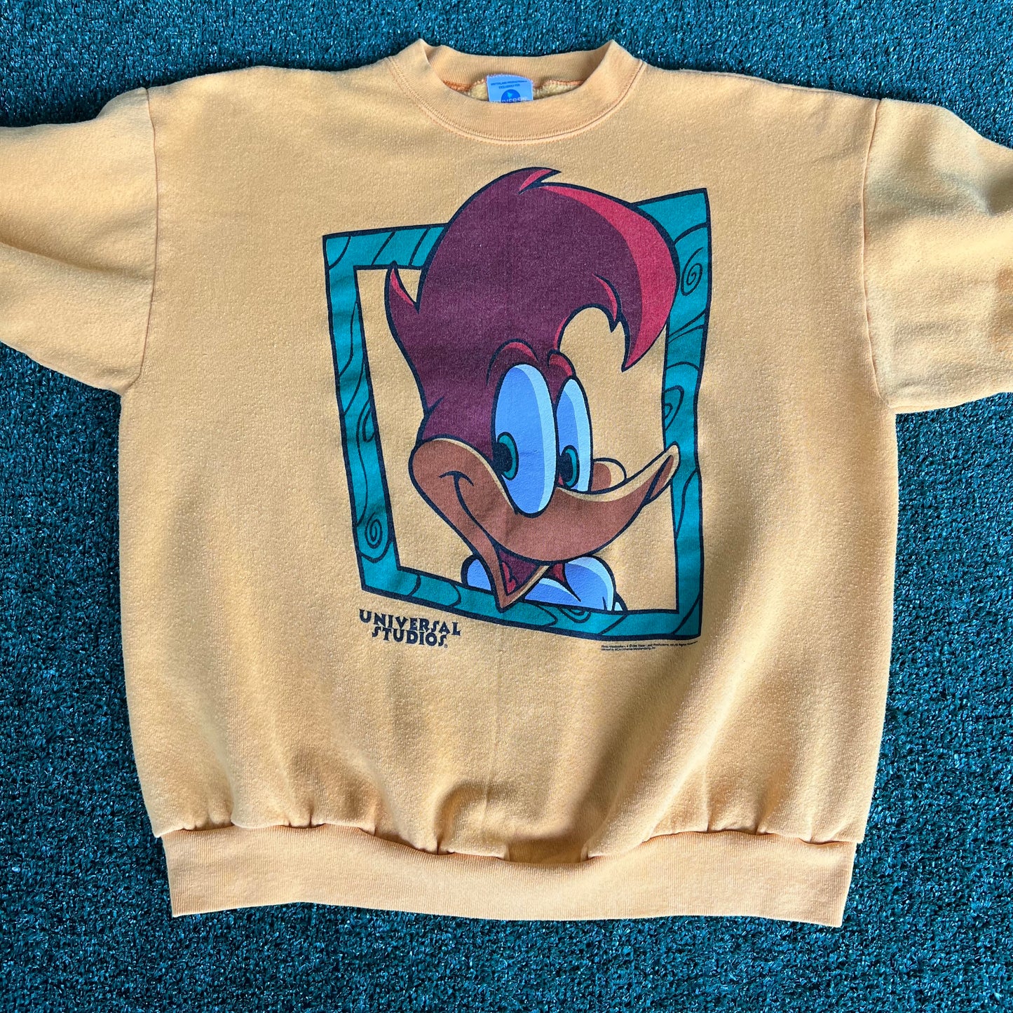 90s Universal Studios Woody Woodpecker Cartoon Face Yellow Sweatshirt - Large
