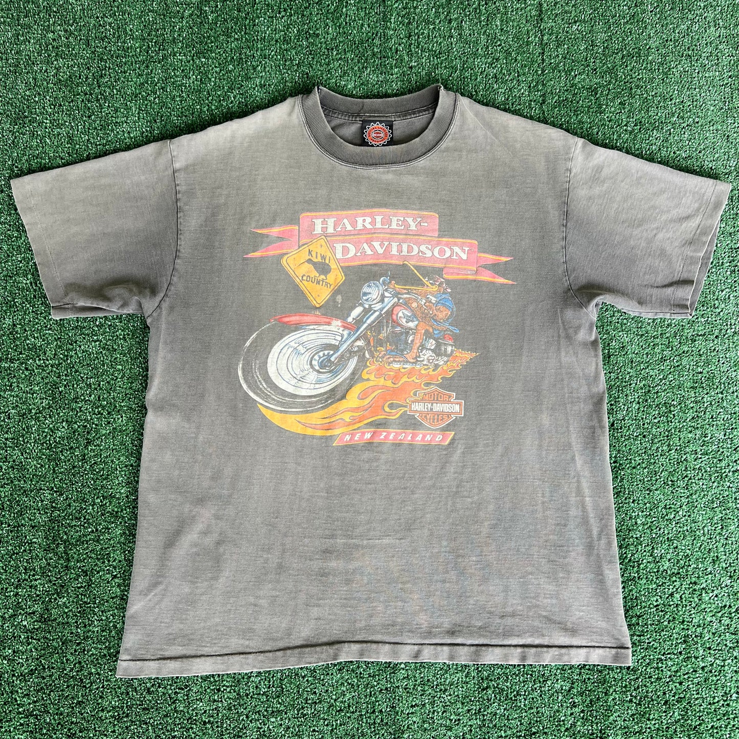 90s Harley-Davidson Motorcycles New Zealand Faded Black Smokey Gray T-Shirt - Large