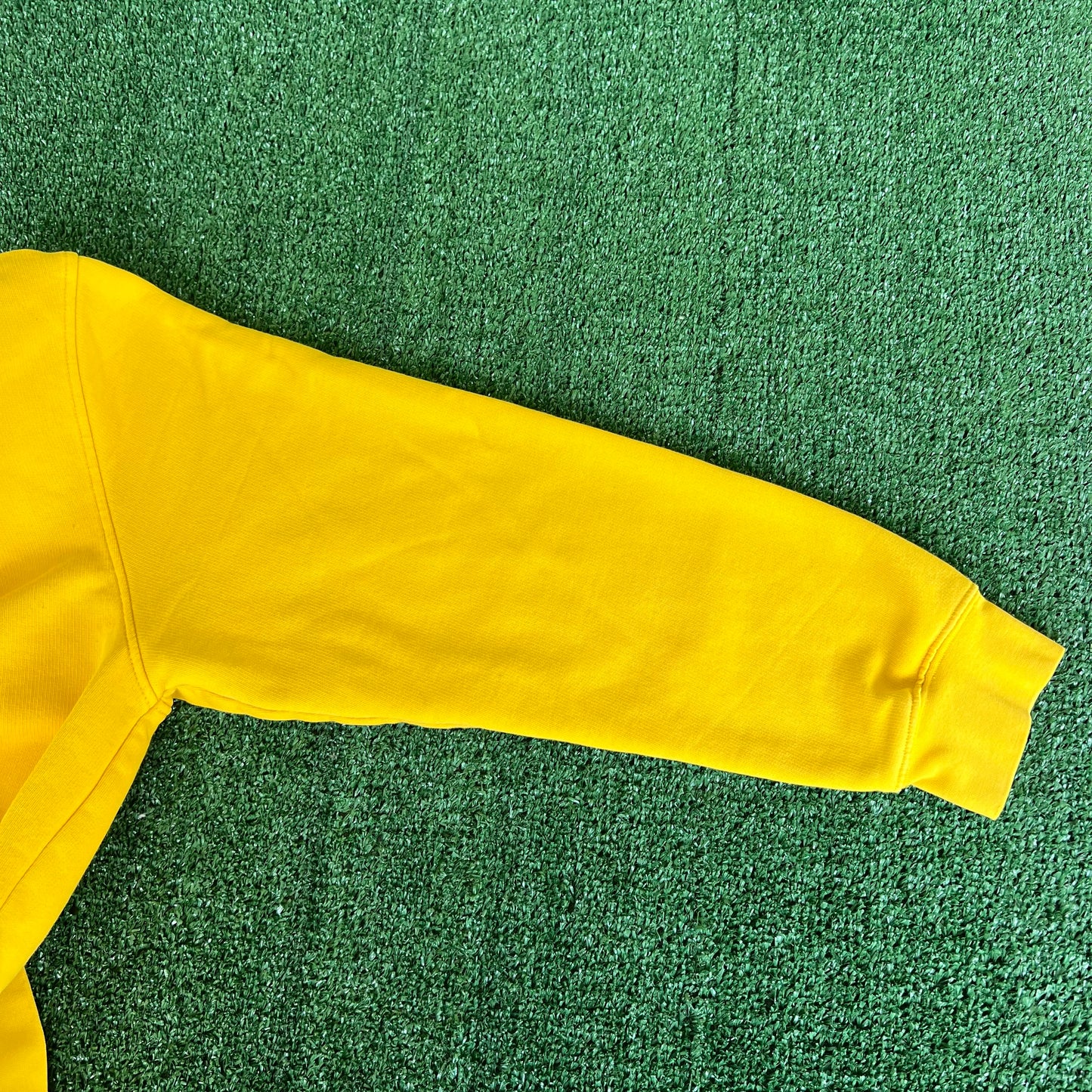 Y2K Nike Yellow Mini Swoosh Distressed Sweatshirt - XL