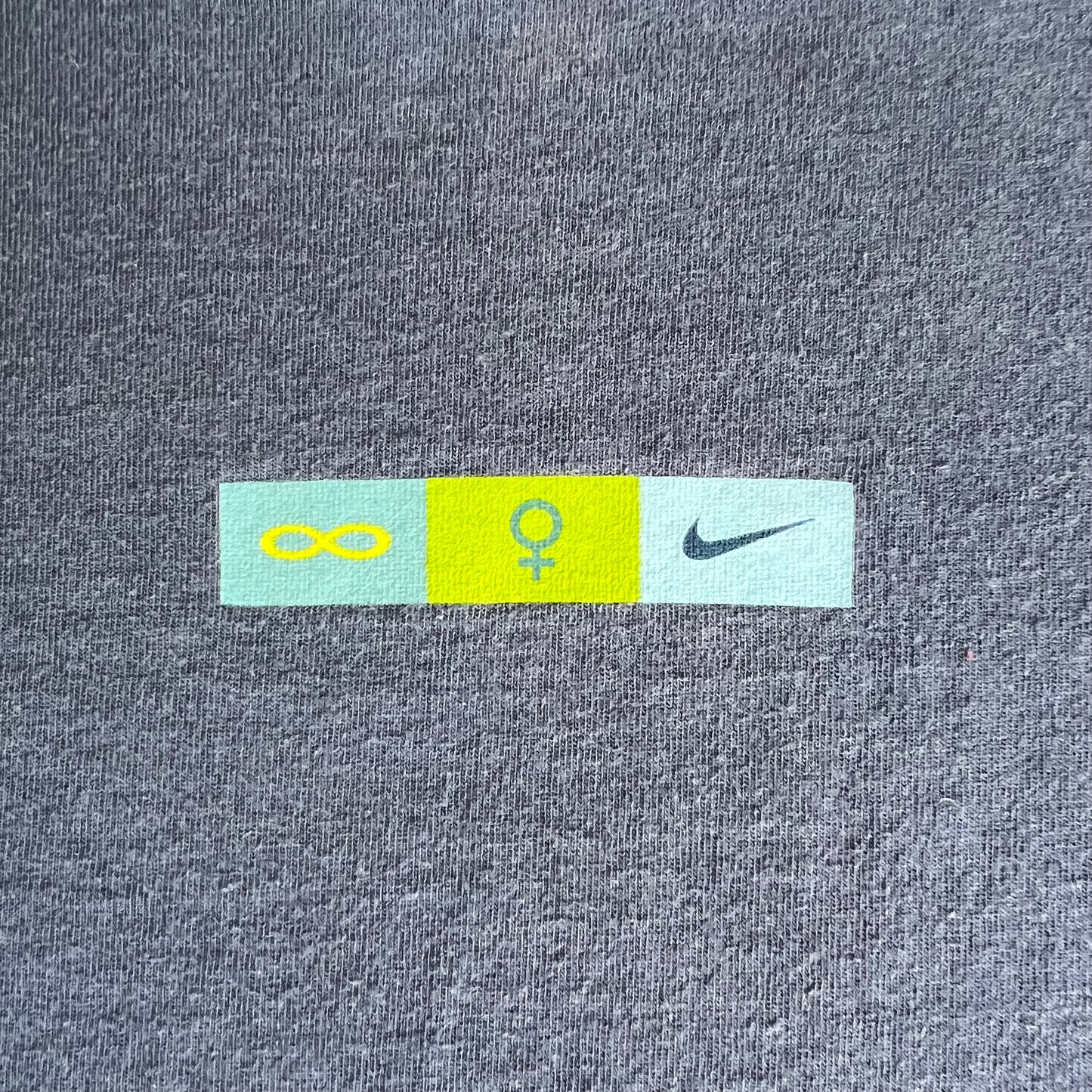 Women's 90s Nike White Tag Infinity Sex Symbol Swoosh Blue T-Shirt - Medium 18.25x22.25"