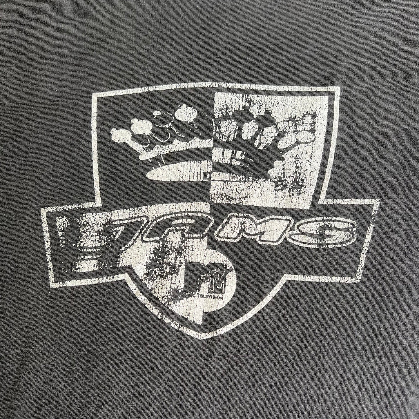 Y2K MTV Jams Hip Hop Crown Faded Black Smokey Gray Long Sleeve T-Shirt - Large