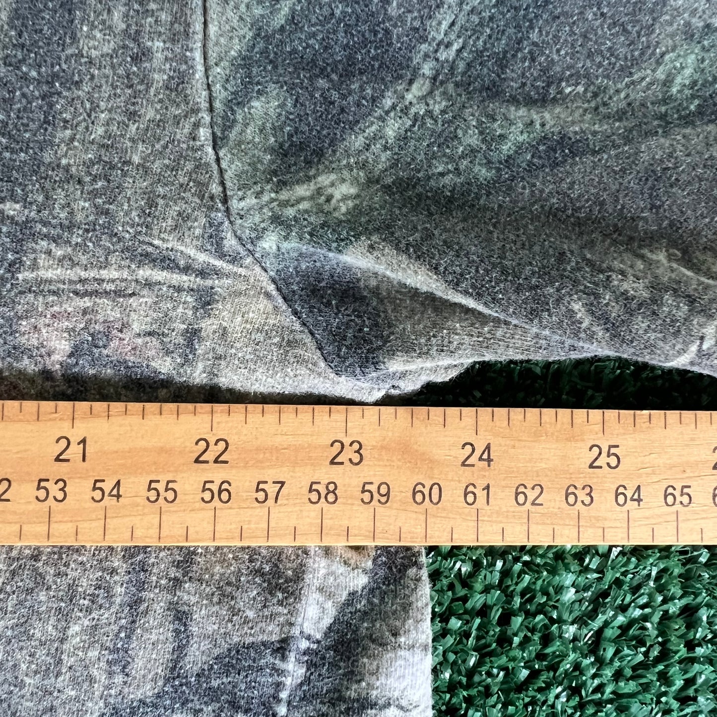Y2K Redhead Mossy Oak Camouflage Boxy Pocket Long Sleeve T-Shirt - XL