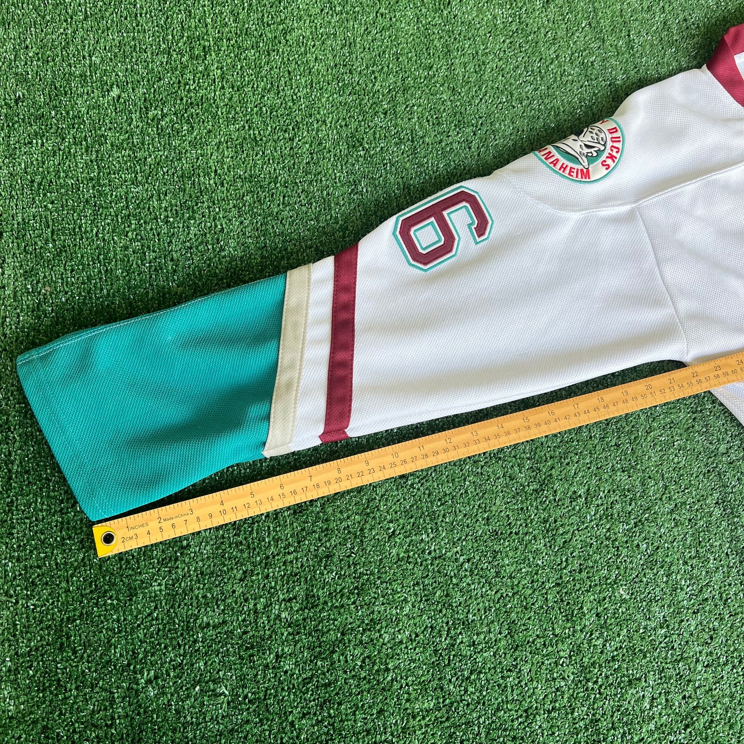 90s Mighty Ducks Movie Promo Charlie Conway Flight Strap White Hockey Jersey - XL
