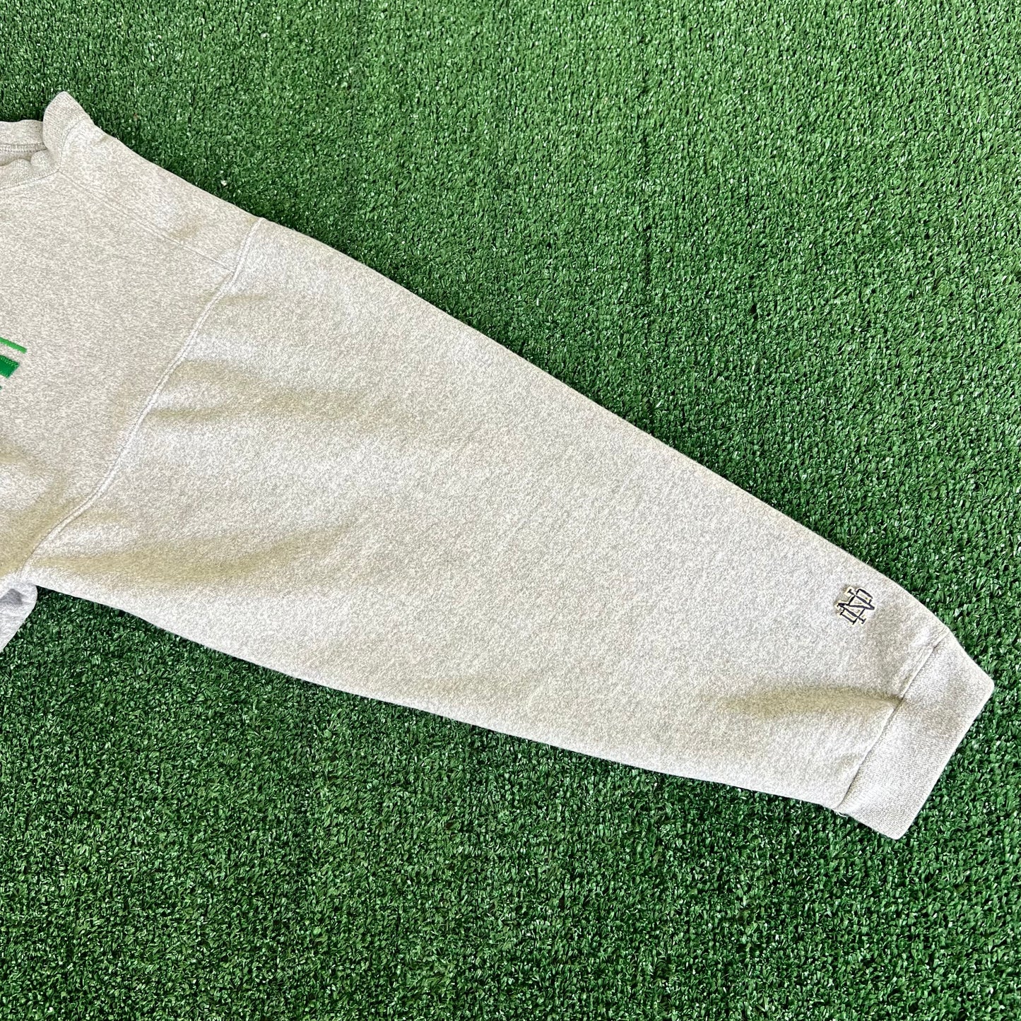 90s Men's Notre Dame Fighting Irish Gray Sweatshirt - Medium 22x25" USA