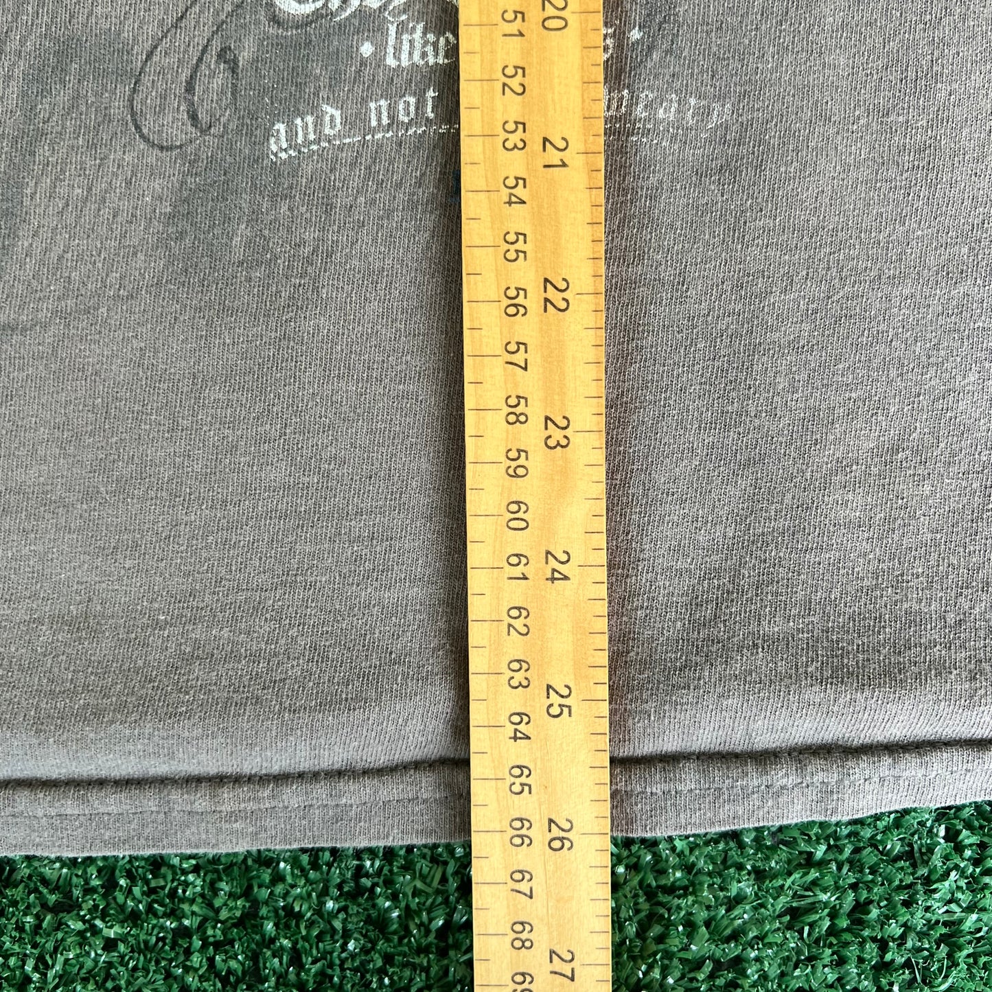 Y2K Devotion Cross Tribal Jesus Faded Gray T-Shirt - Medium