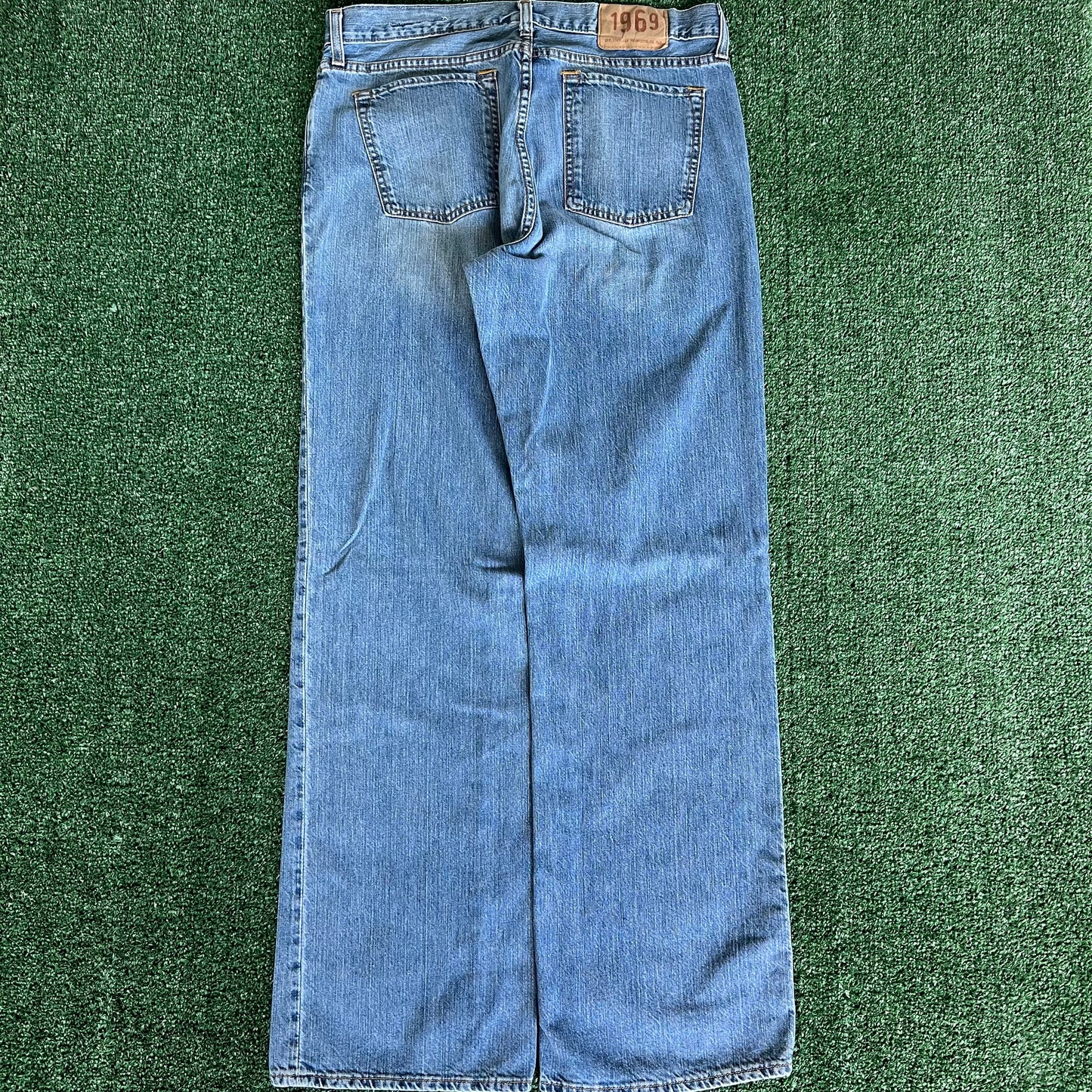Y2K GAP Baggy Wide-Leg Medium Wash Blue Jeans - 36x33.25" 20" Openings