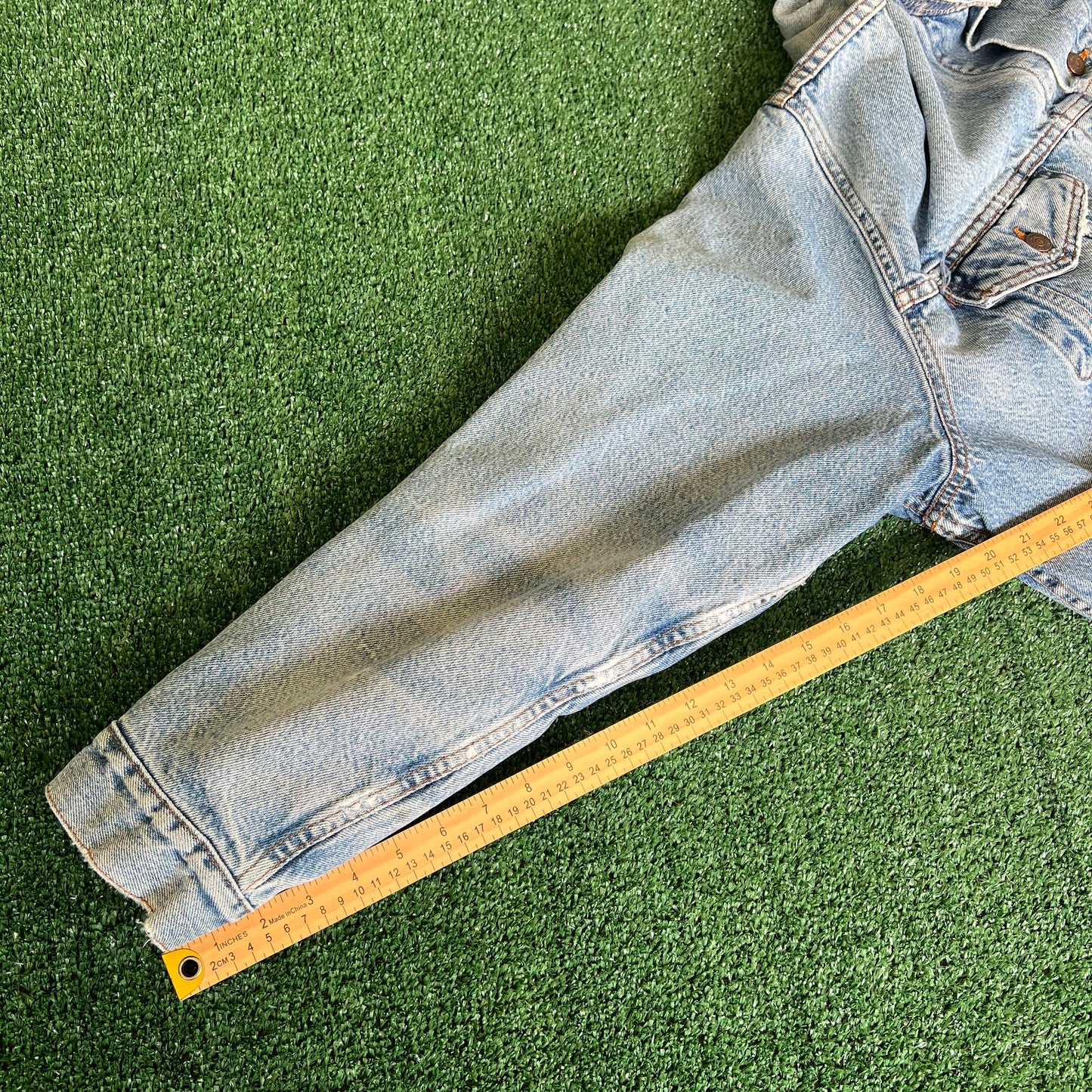 90s Levi's Type 3 Jean Trucker Jacket Plaid Lined Blue Light Wash 70699-0289 - Large