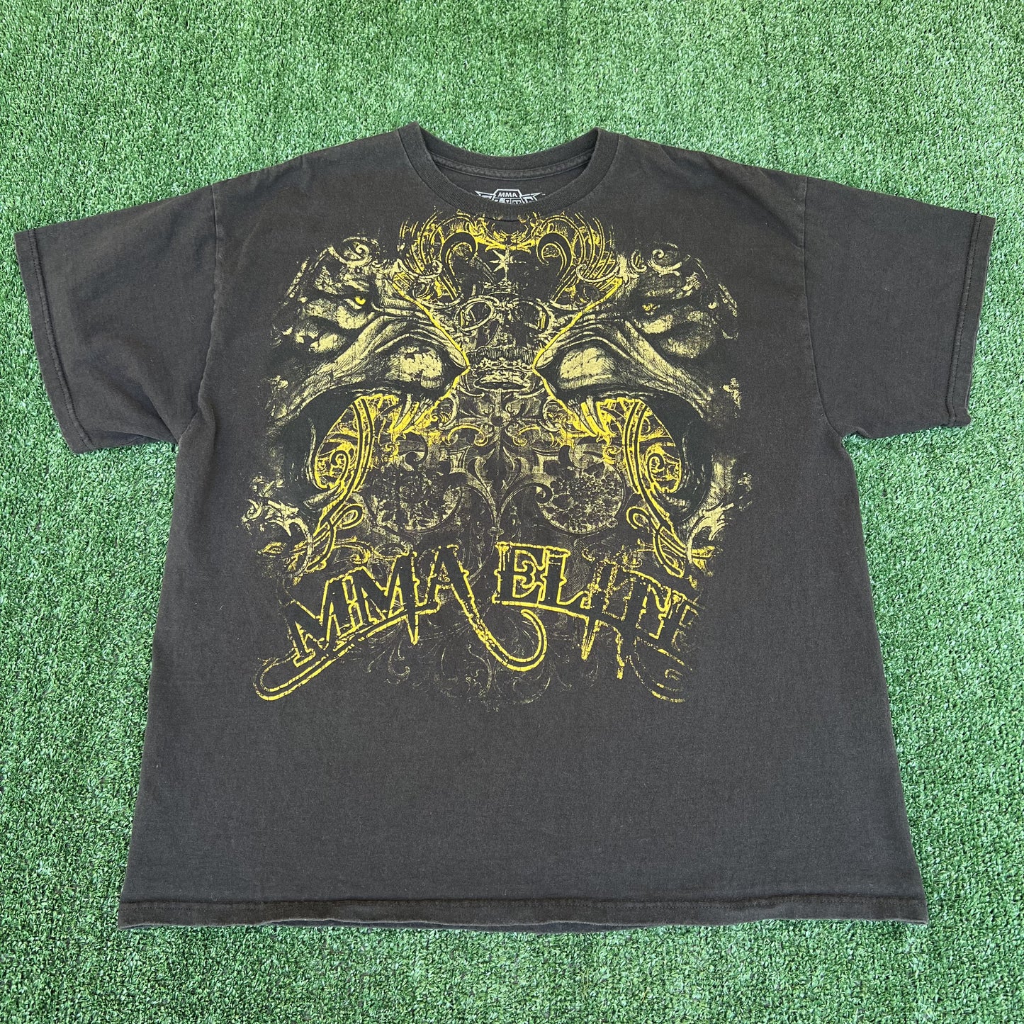 Vintage Y2K Men's MMA Elite Tribal Eyes Faded Black T-Shirt XL Jesse Pinkman