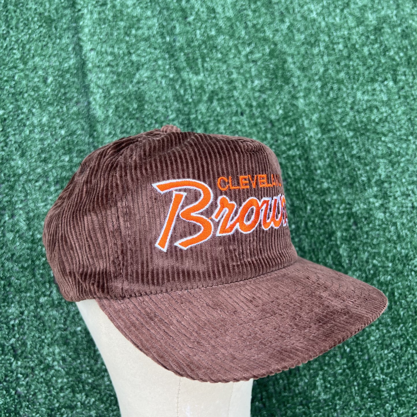 VTG NWT Sports Specialties Cleveland Browns NFL Corduroy Zipback Hat Script 90s