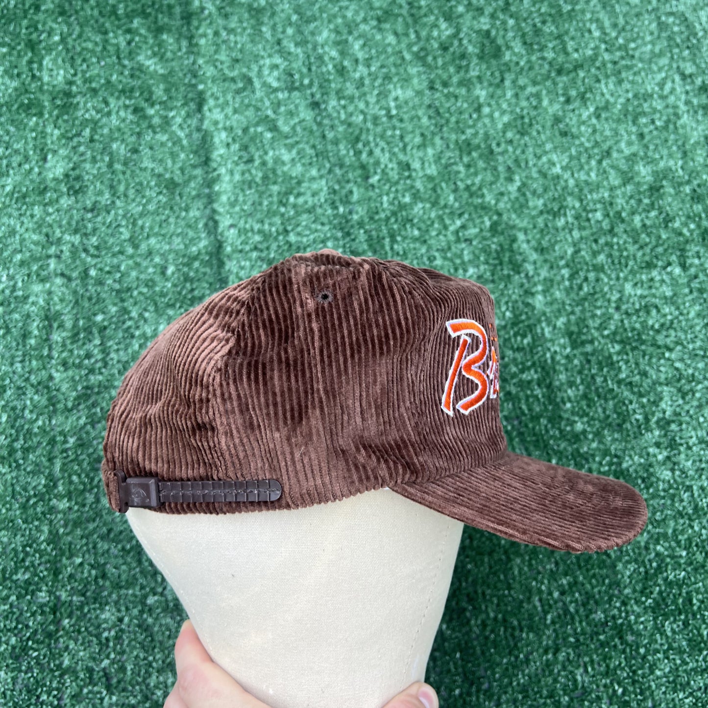 VTG NWT Sports Specialties Cleveland Browns NFL Corduroy Zipback Hat Script 90s