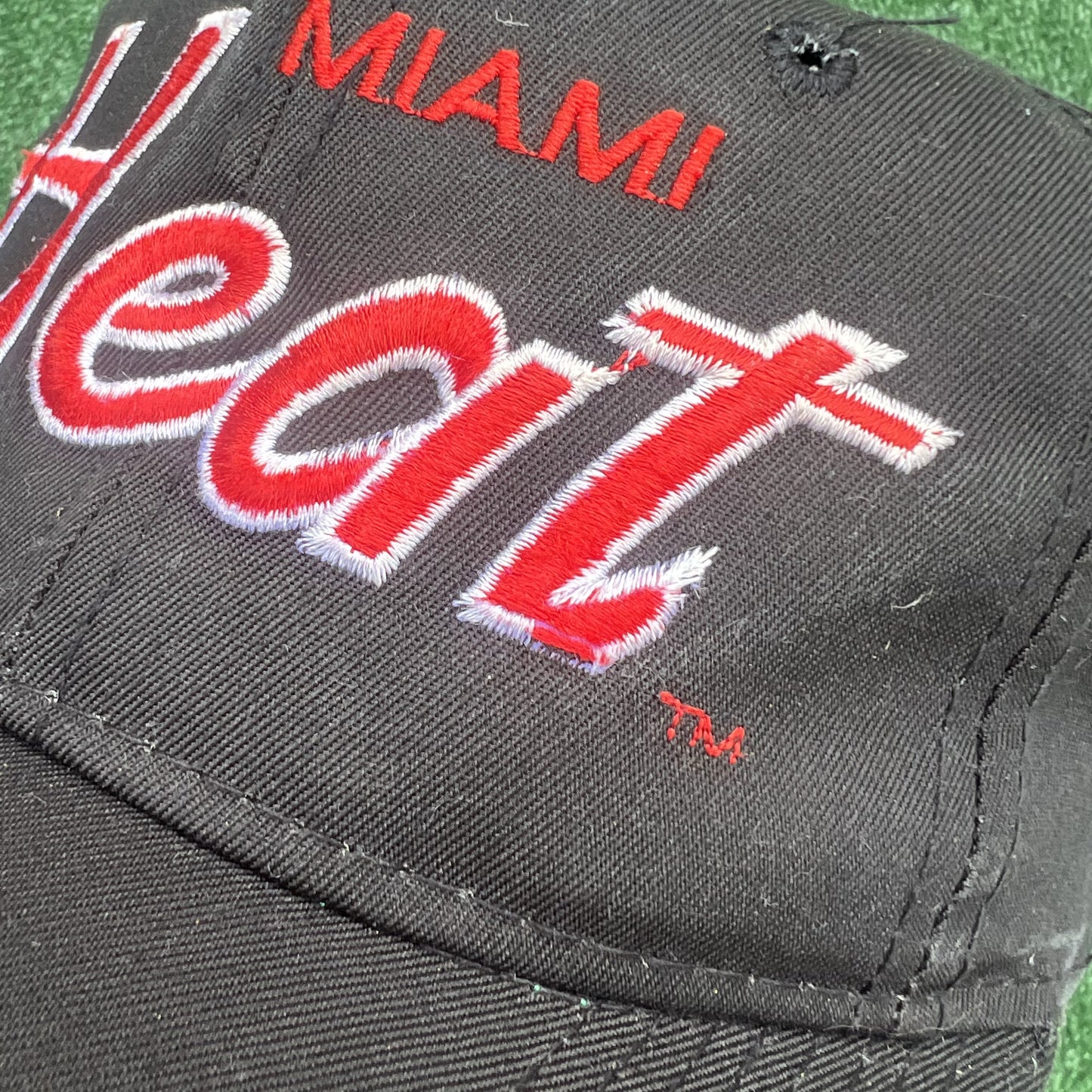 VTG 90s NBA Miami Heat Sports Specialties Red Script Black Twill Snapback Hat