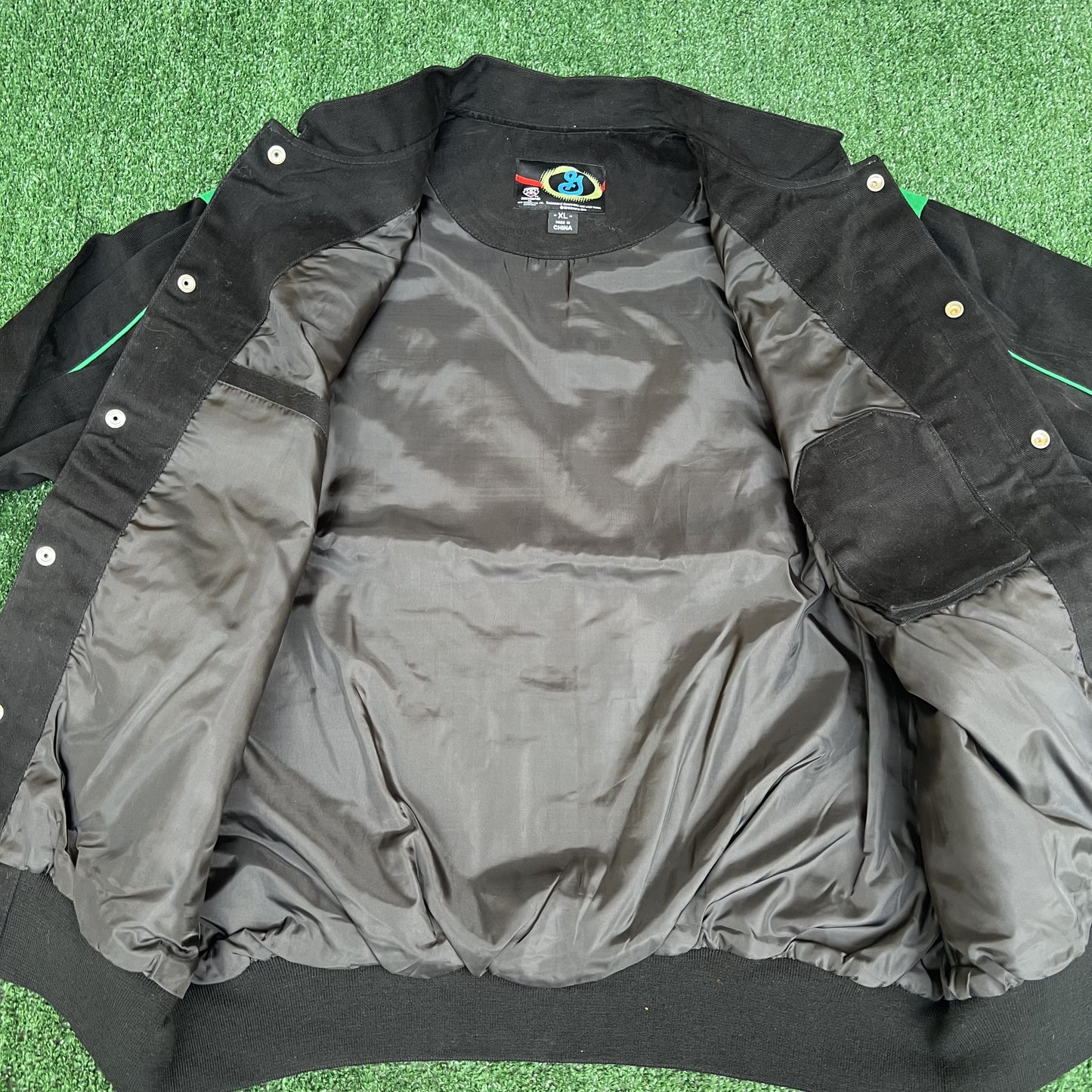 NWT VTG Lucky Charms NASCAR Jacket Men’s XL – Black Embroidered Racing Leprechaun RR Design