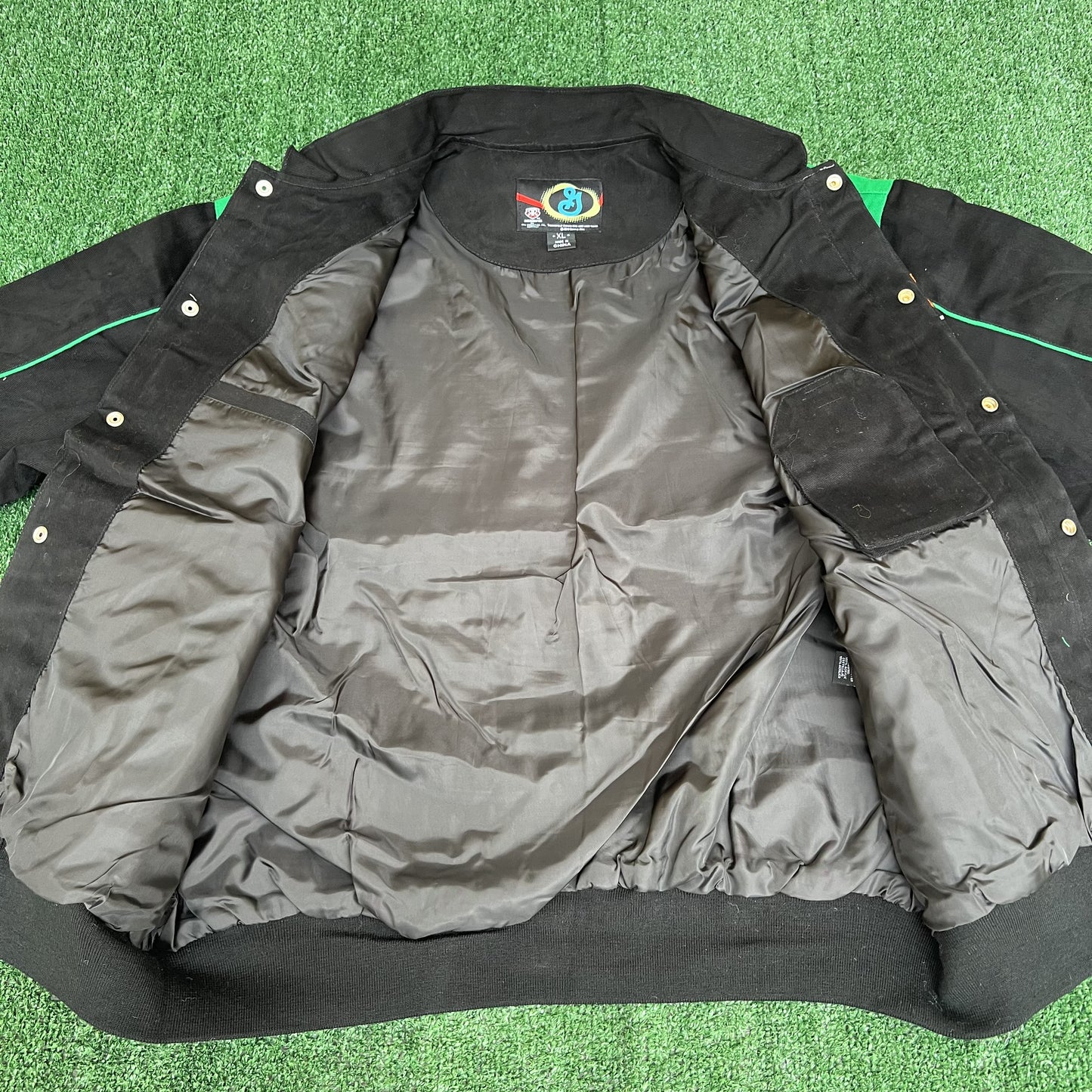 NWT VTG Lucky Charms NASCAR Jacket Men’s XL – Black Embroidered Racing Leprechaun RR Design