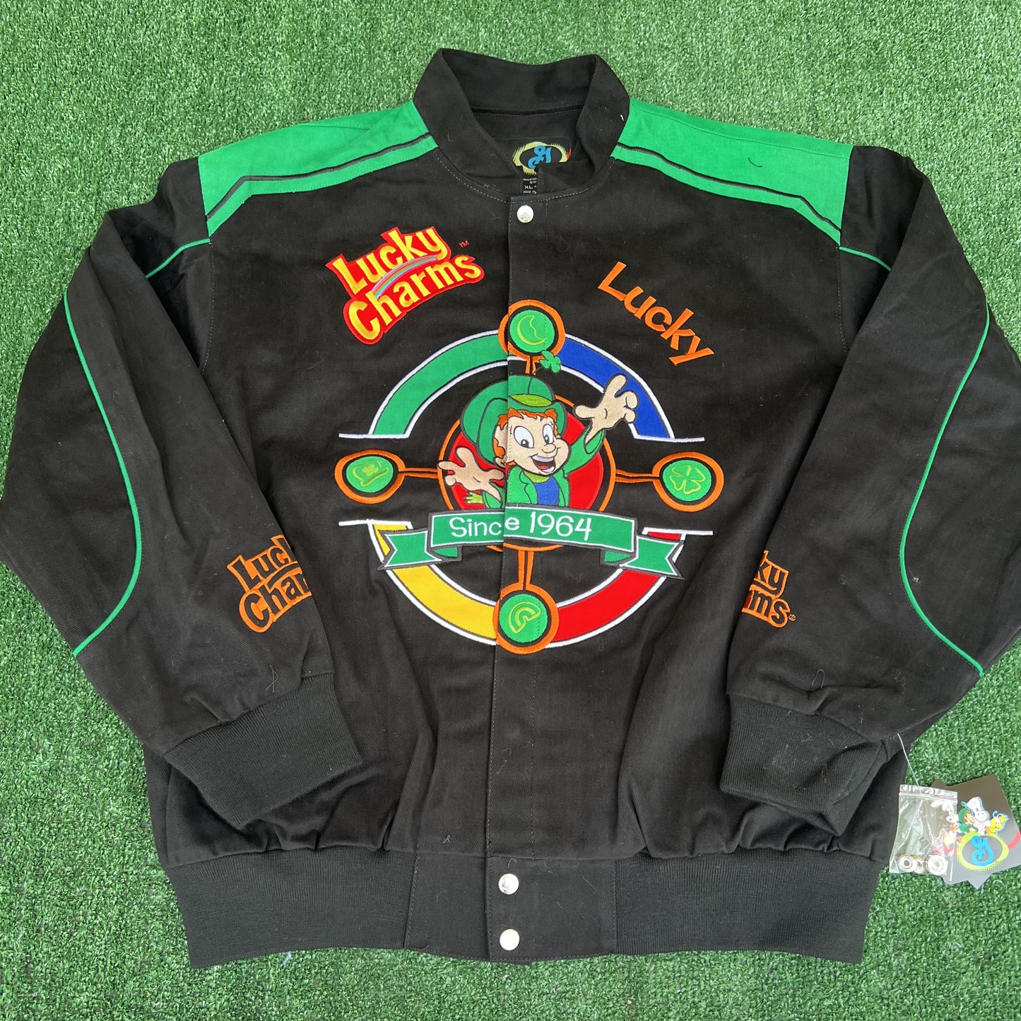 NWT VTG Lucky Charms NASCAR Jacket Men’s XL – Black Embroidered Racing Leprechaun RR Design