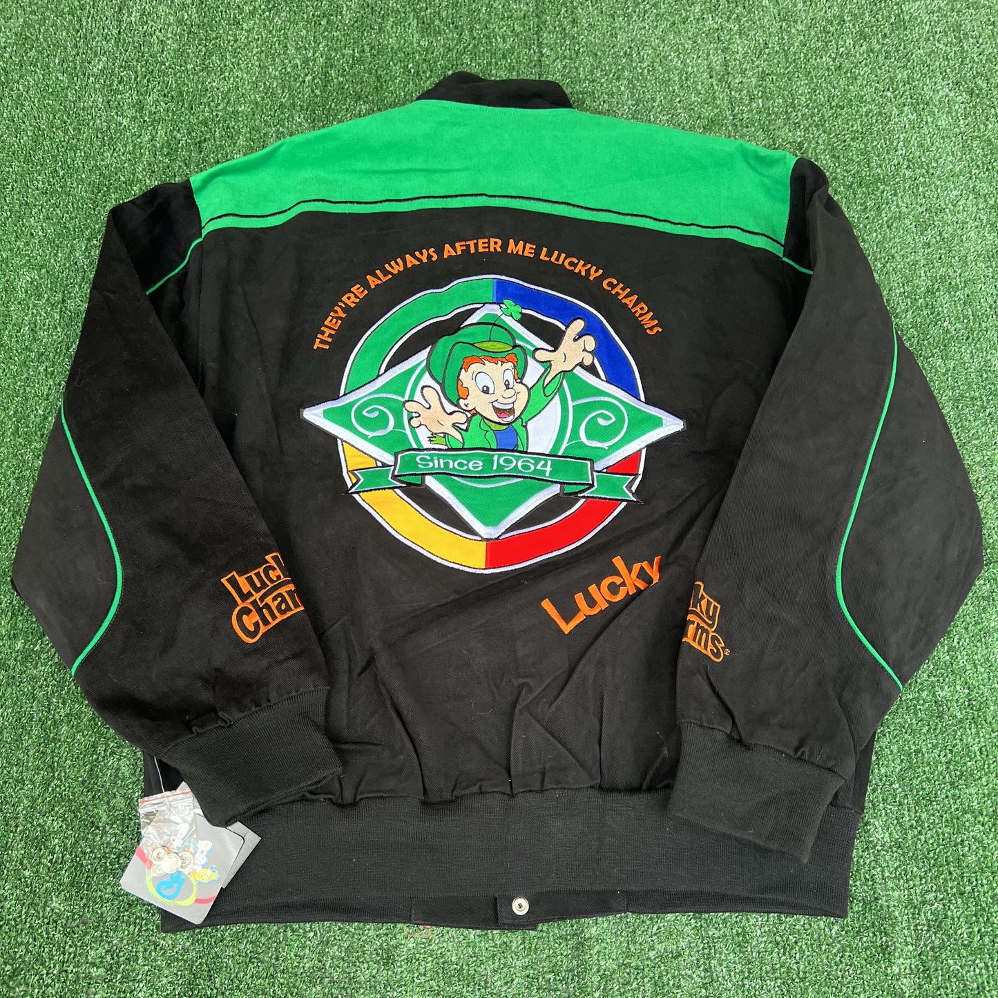 NWT VTG Lucky Charms NASCAR Jacket Men’s XL – Black Embroidered Racing Leprechaun RR Design