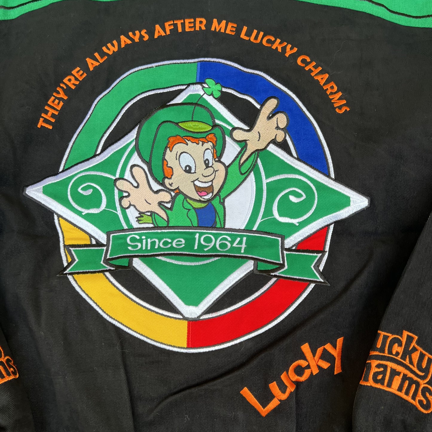 NWT VTG Lucky Charms NASCAR Jacket Men’s XL – Black Embroidered Racing Leprechaun RR Design