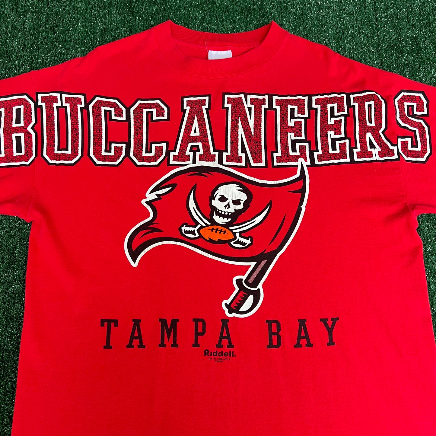 Vintage 90s Men's Riddell NFL Tampa Bay Buccaneers Red AOP Spellout T-Shirt - XL