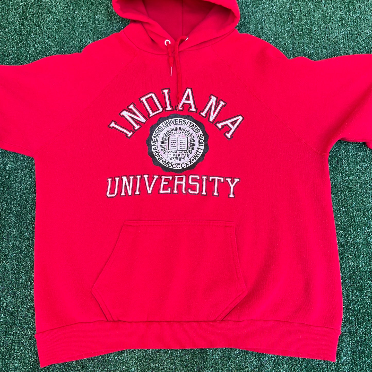Vintage 70s 80s Men's Indiana Hoosiers IU Raglan Boxy Red Hoodie Large USA