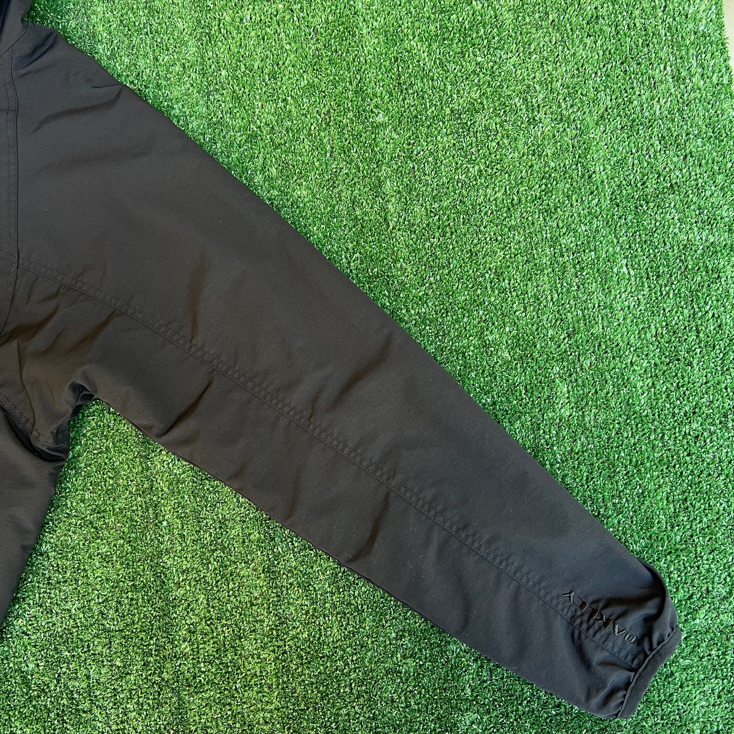 Vintage Y2K Men's Oakley Software Softshell Fleece Lined Winbreaker Black Small