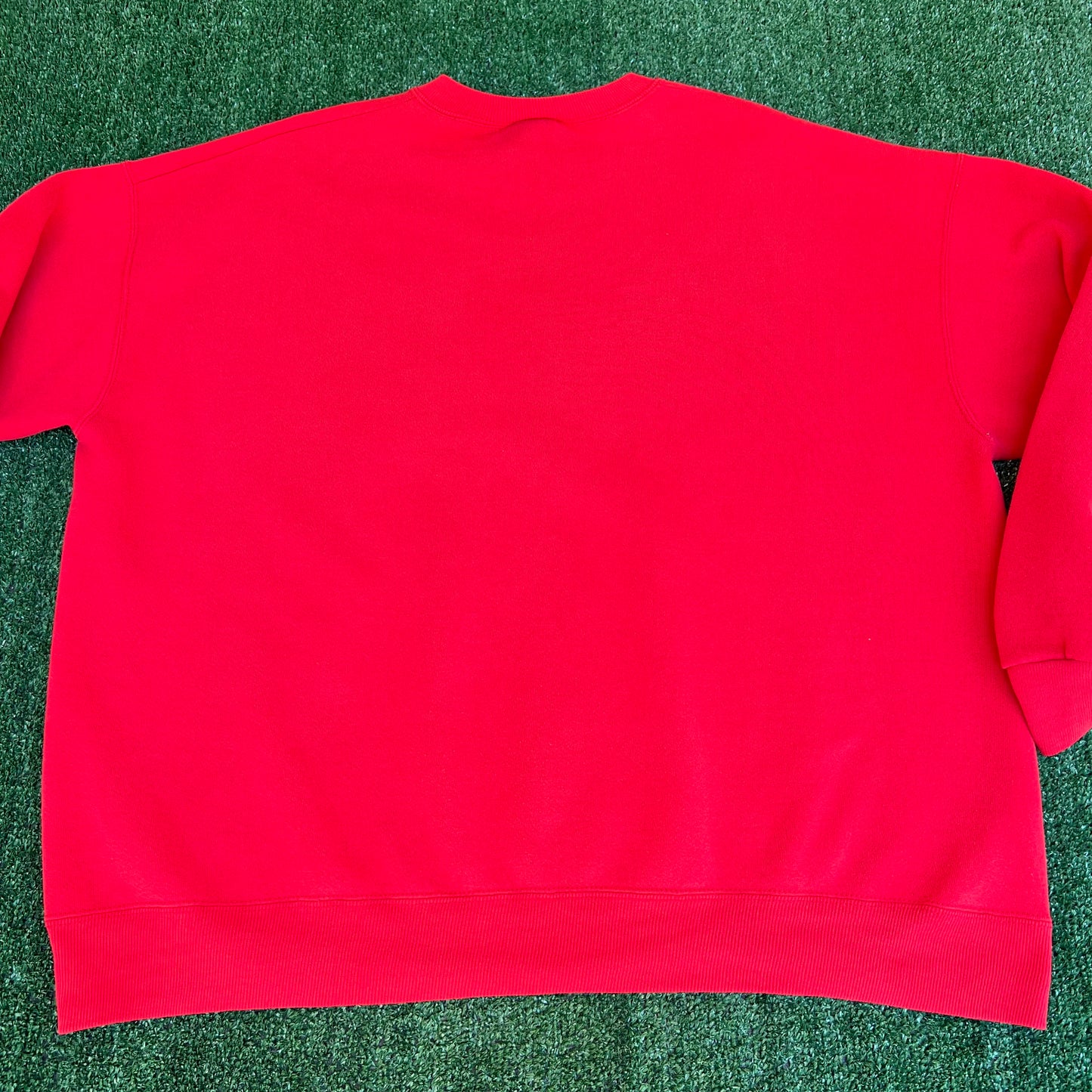 Vintage 90s Men's Lee Sport NBA Atlanta Hawks Boxy Red Crewneck Sweatshirt 2XL