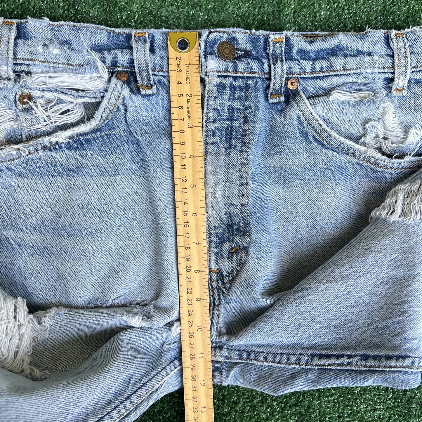 VTG 90s Levi's 505 Orange Tab Zip Fly Straight Leg Distressed Blue Jeans 33x32