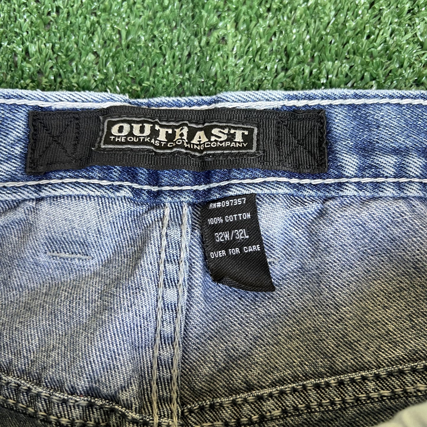 VTG Y2K Men's Outkast Rap Hip Hop Carpenter Relaxed Baggy Straight Jeans 32x32"