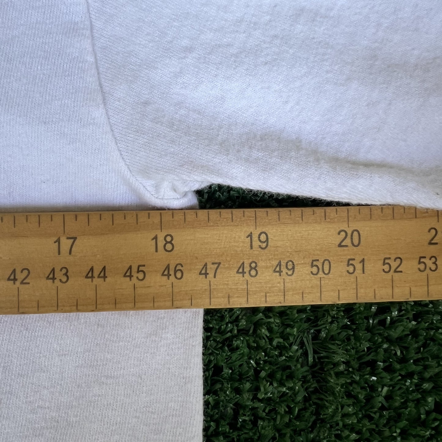 VTG 90s Men's Nike Eesti Estonia Soccer Team White Gray Tag T-Shirt Small 35-37
