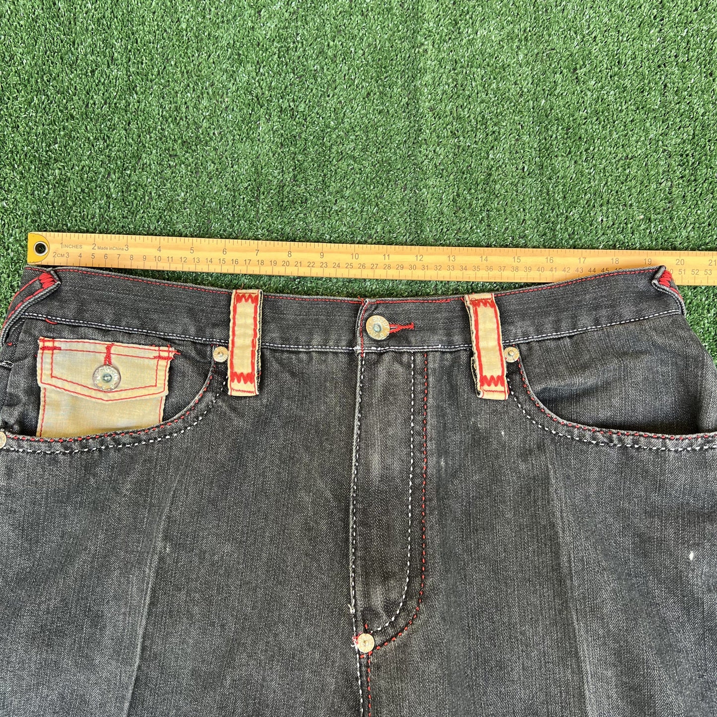 Vintage Y2K Men's GAO Embroidered Dragon Wide-Leg Baggy Black Red Jeans 40x32