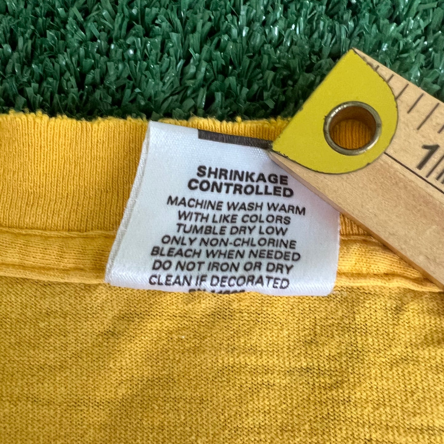 90s DeWalt Tools Yellow Distressed Single Stitch T-Shirt - Large