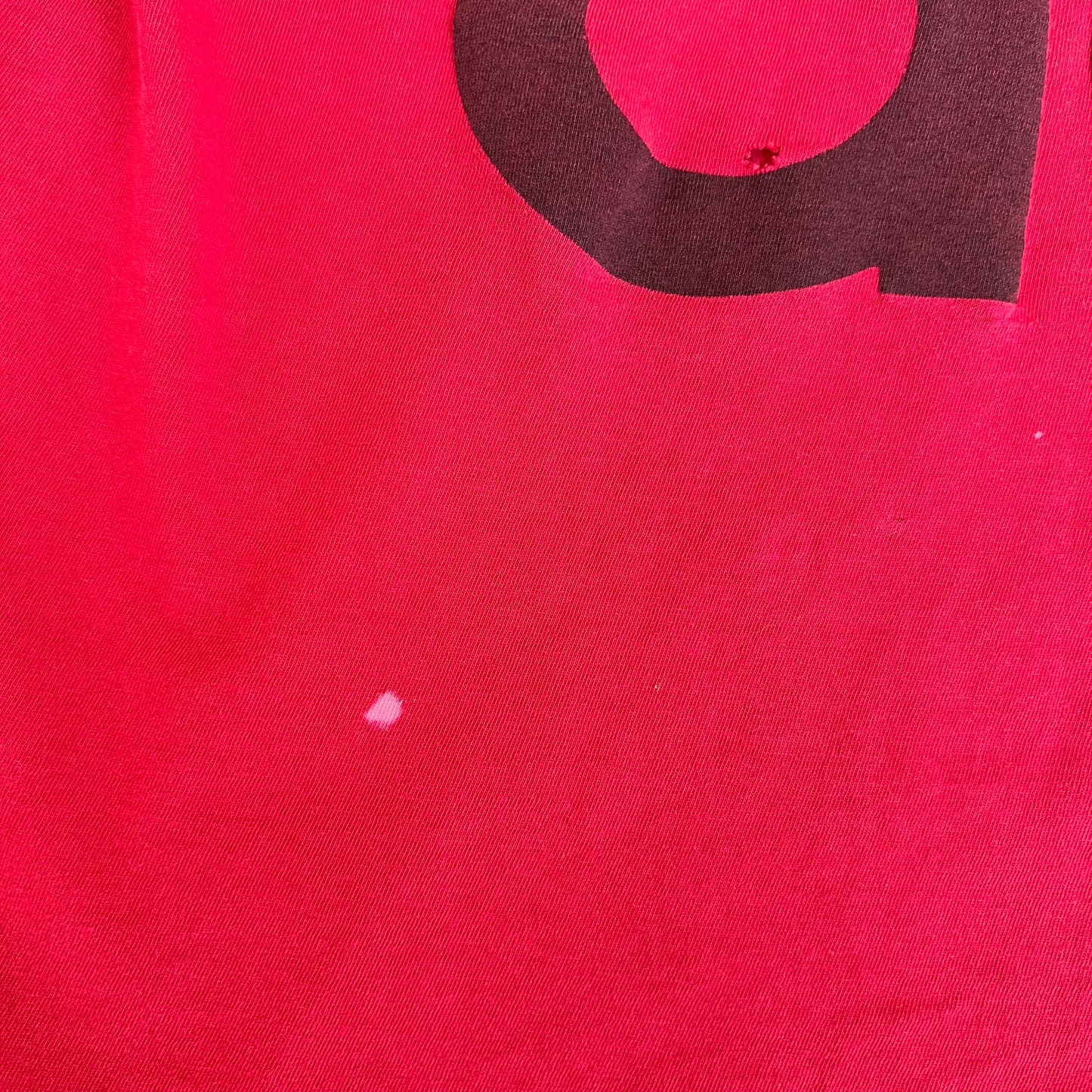 Vintage 90s Men's Adidas Red Wrap Around Print Spellout Logo Thrashed T-Shirt Medium