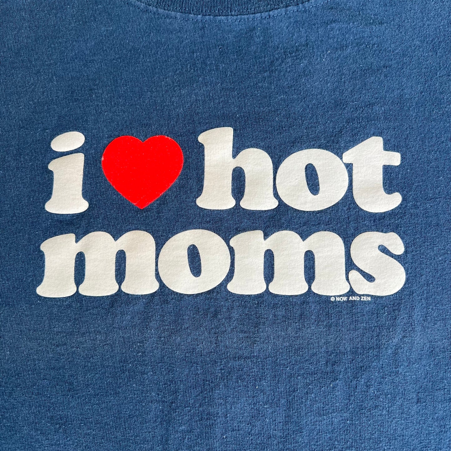 Y2K "I Love Hot Moms" Funny Blue T-Shirt - Large