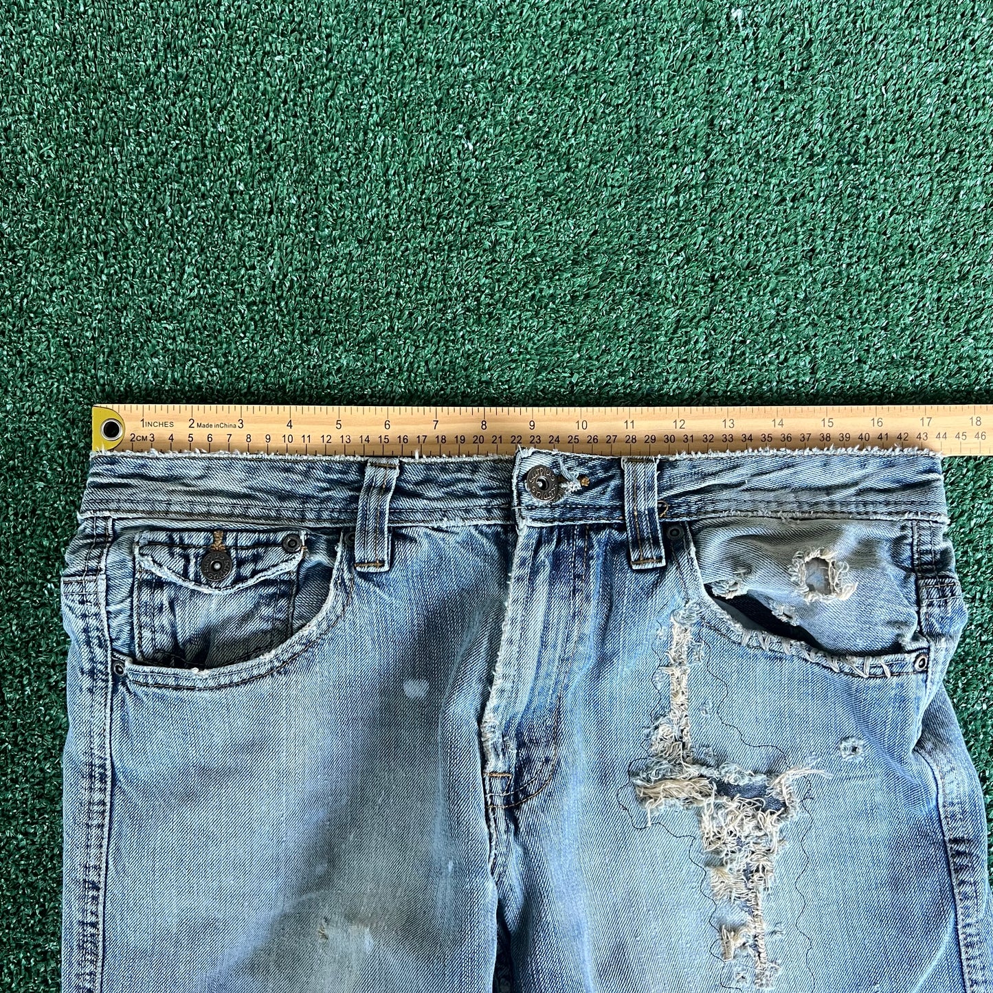 Y2K Surplus Eagle Wide-Leg Baggy Blue Jeans - 34x32.5" 20" Opens