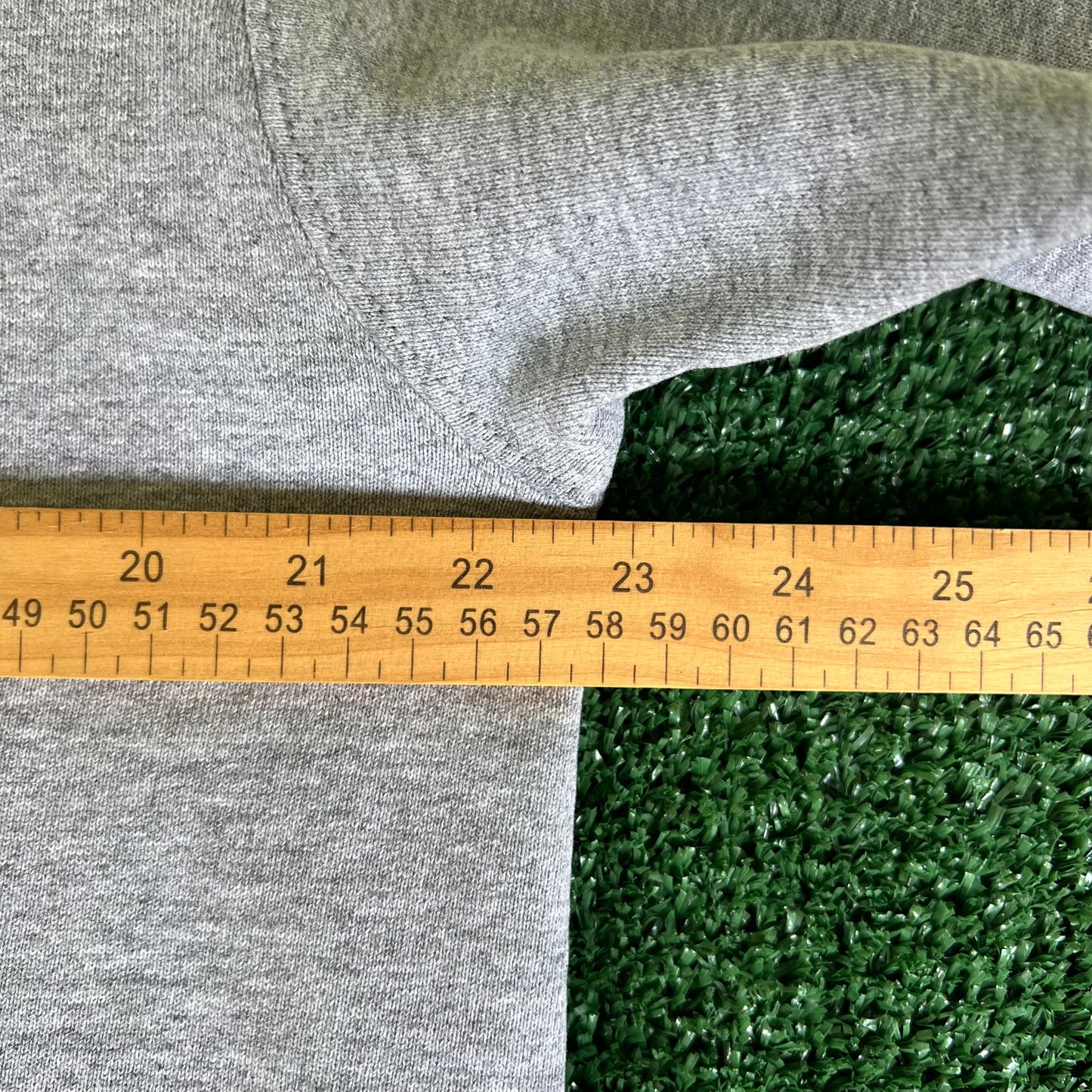 90s East Stroundsburg University Pennsylvania Gray Boxy Sweatshirt - Large
