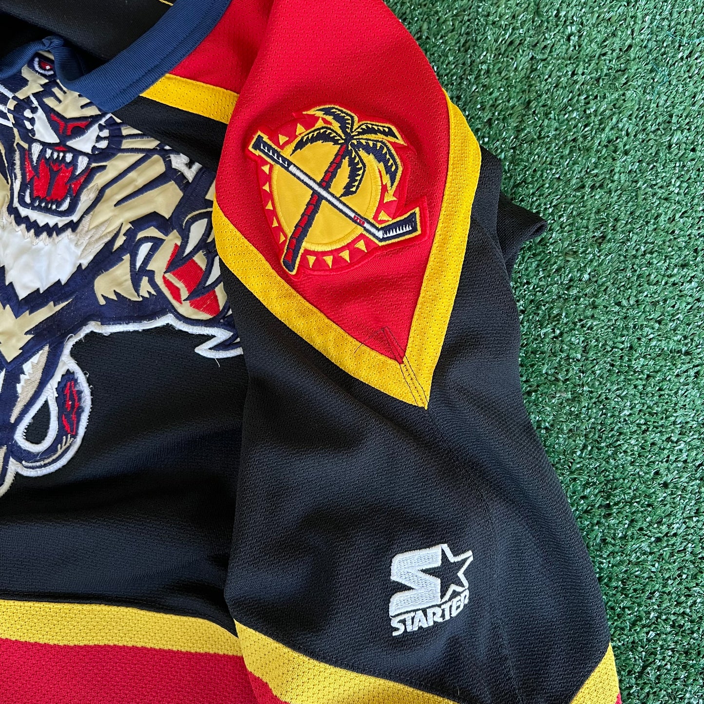 90s Starter NHL Florida Panthers Black Hockey Jersey - Medium