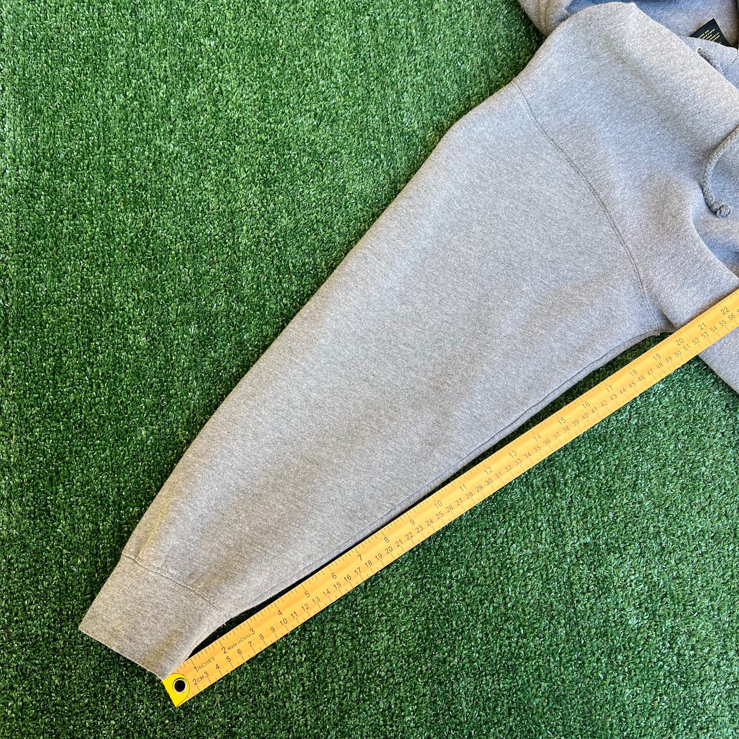 Vintage Y2K Men's Gold's Gym Arnold Heavyweight Dark Gray Boxy Hoodie - XL 27x29"