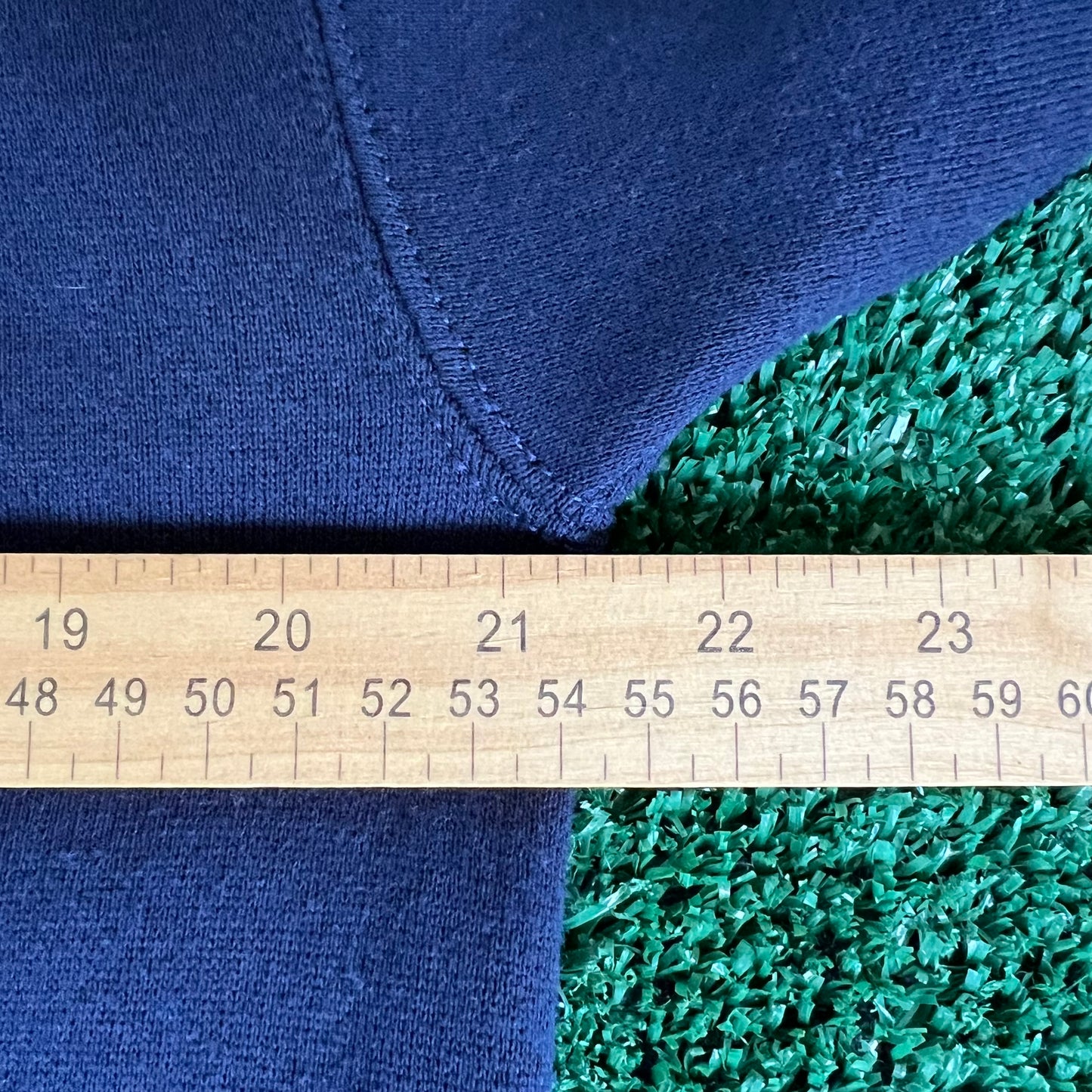 90s Kentucky Wildcats UK Basketball Navy Blue Crewneck Sweatshirt - Medium
