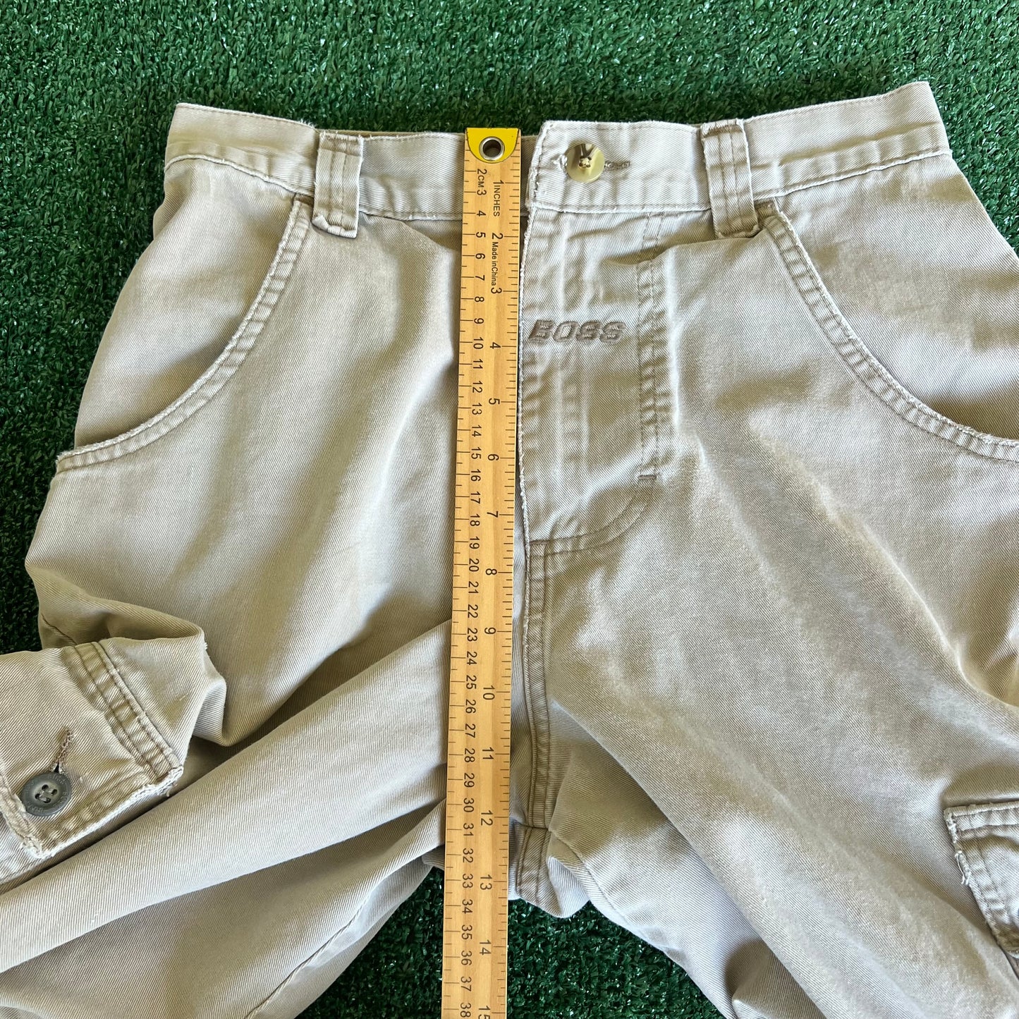 90s Y2K BOSS Baggy Straight Khaki Cargo Pants - 28x31"
