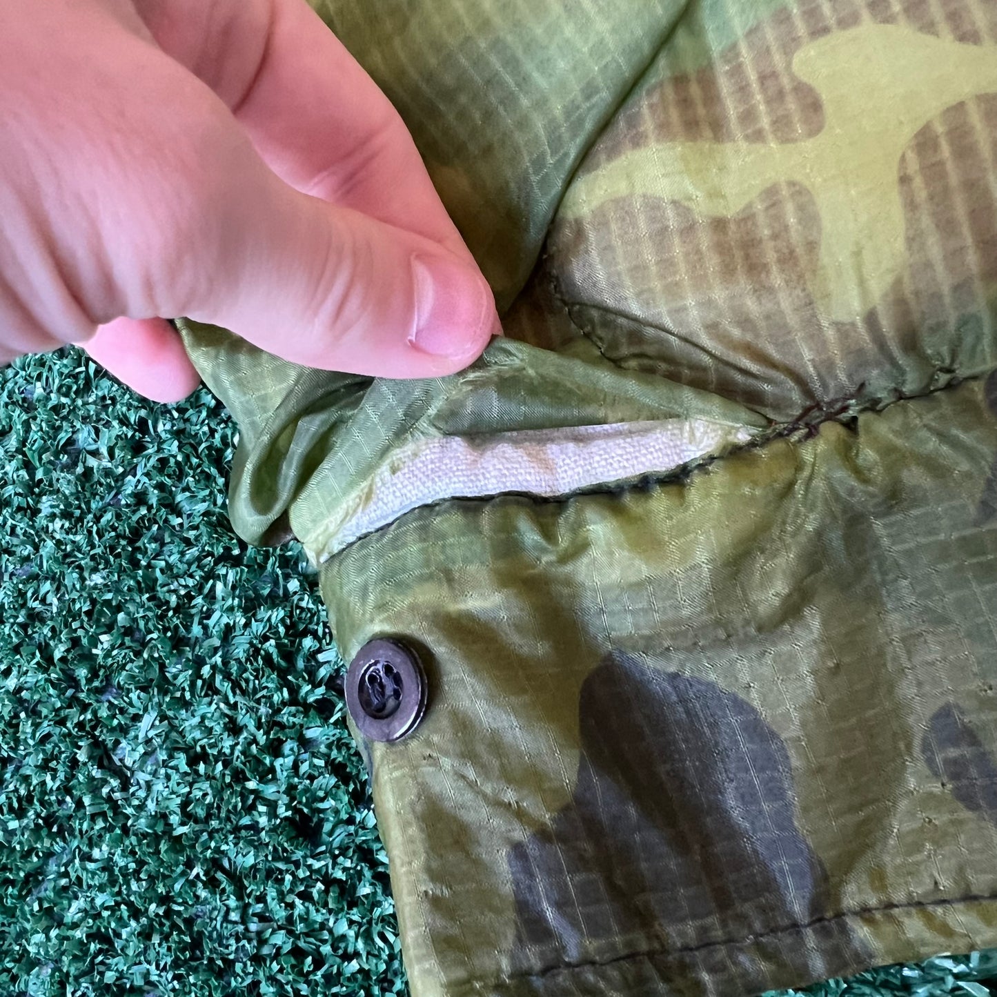Vintage 70s USMC Saigon Vietnam War Souvenir Full Zip Camouflage Jacket - Medium
