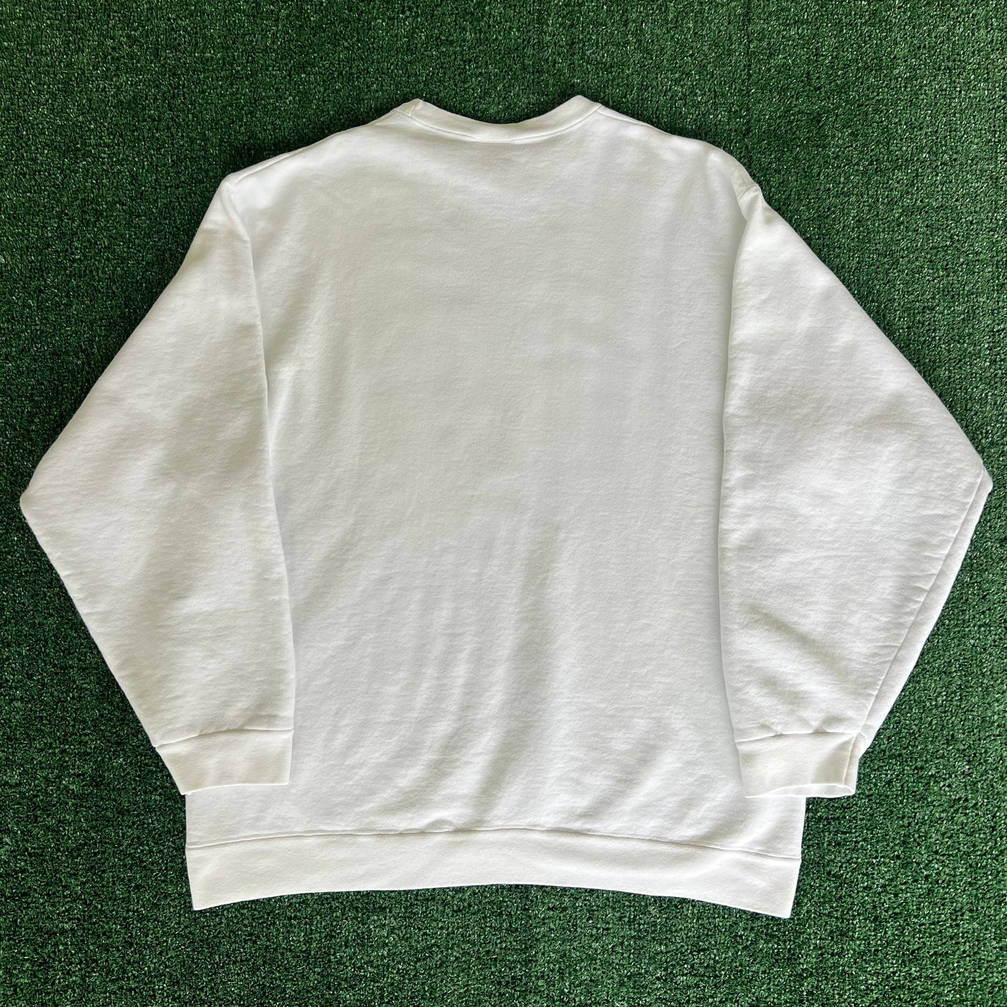 90s Wolves Nature White Crewneck Sweatshirt - Large