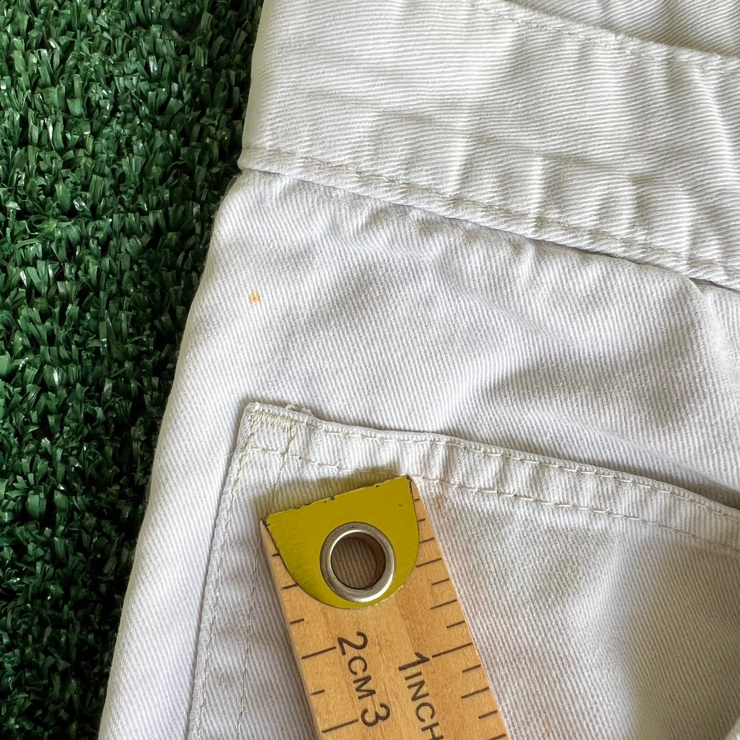 90s Levi's L2 Distressed Khaki Side Stripe Shorts - 30x10.5"