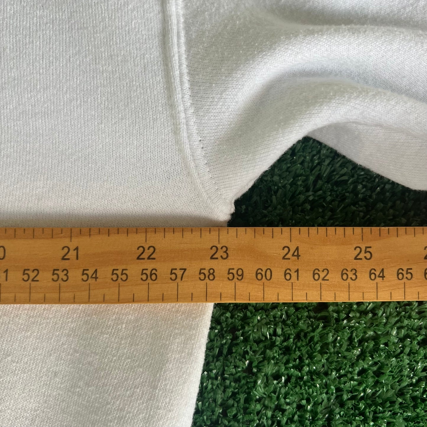 90s Jerzees Busch Gardens Egypt Pharaoh White Crewneck Sweatshirt - Large