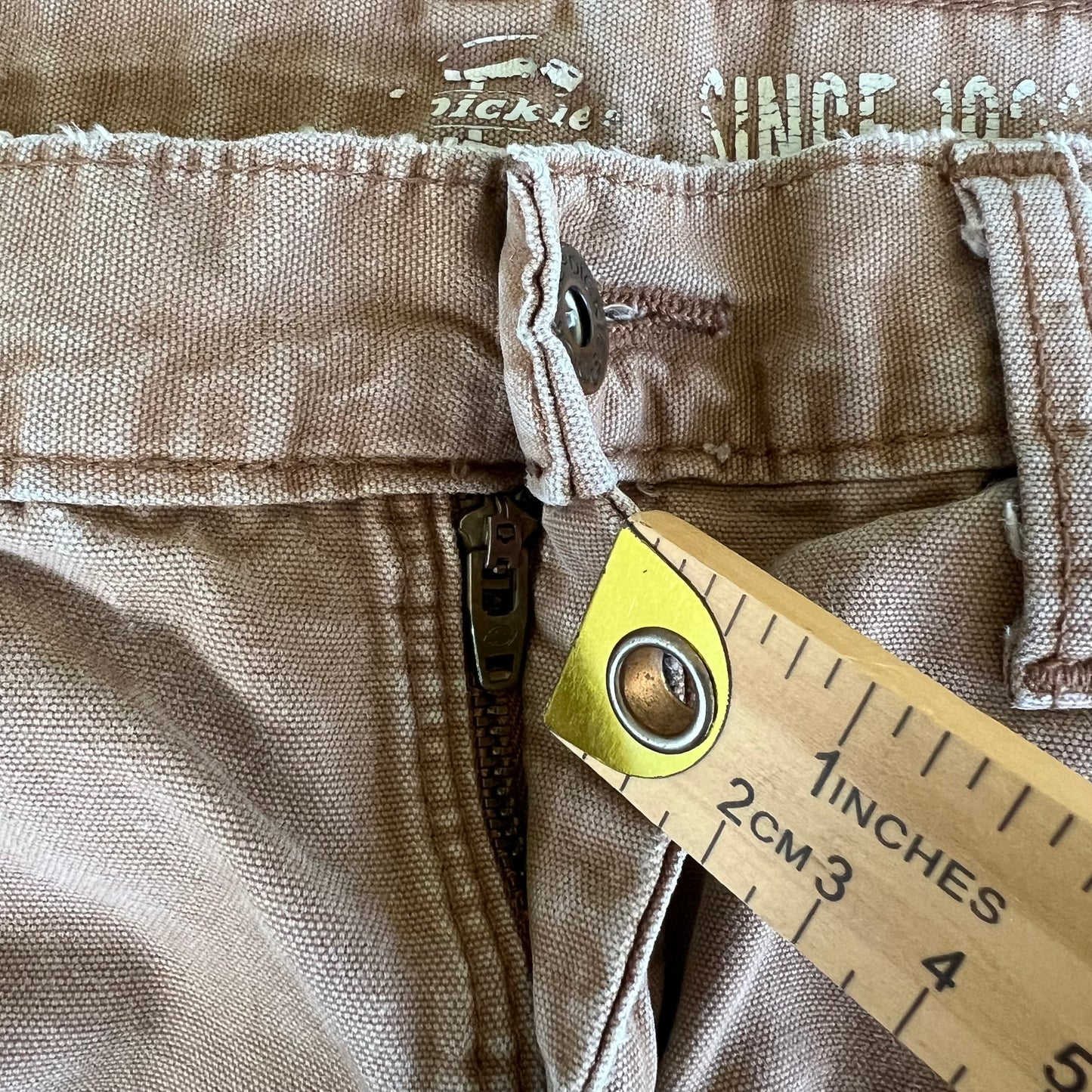Dickies Distressed Light Brown Carpenter Shorts - 32x10"